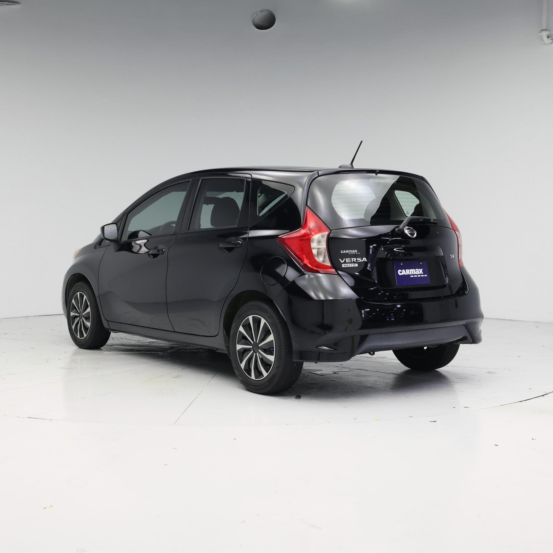 Thumbnail: 2017 Nissan Versa Note - 2