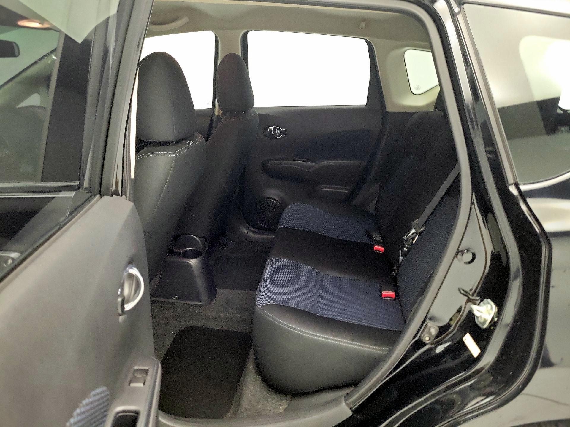 Thumbnail: 2017 Nissan Versa Note - 19