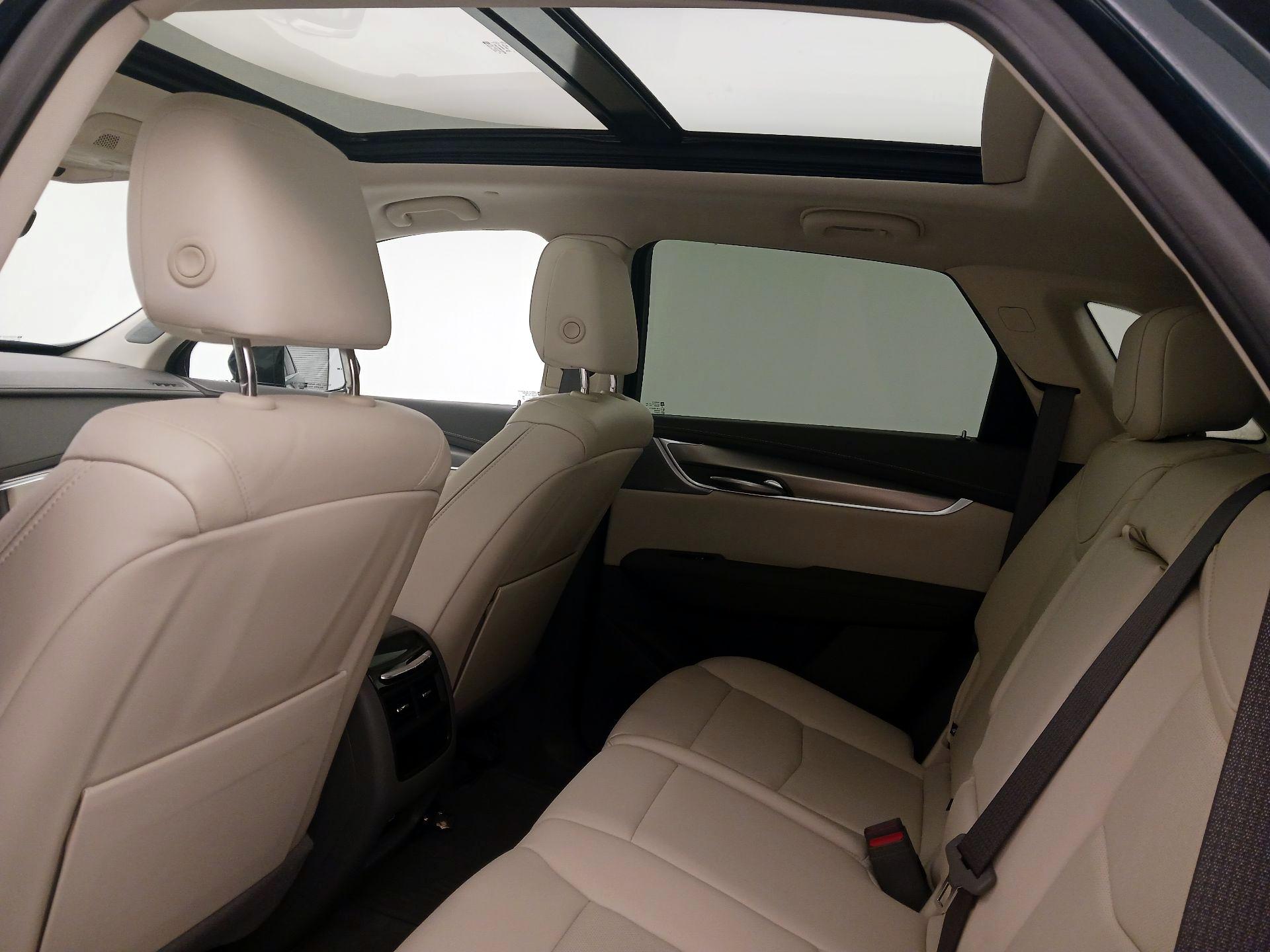 Thumbnail: 2024 Cadillac XT5 - 20