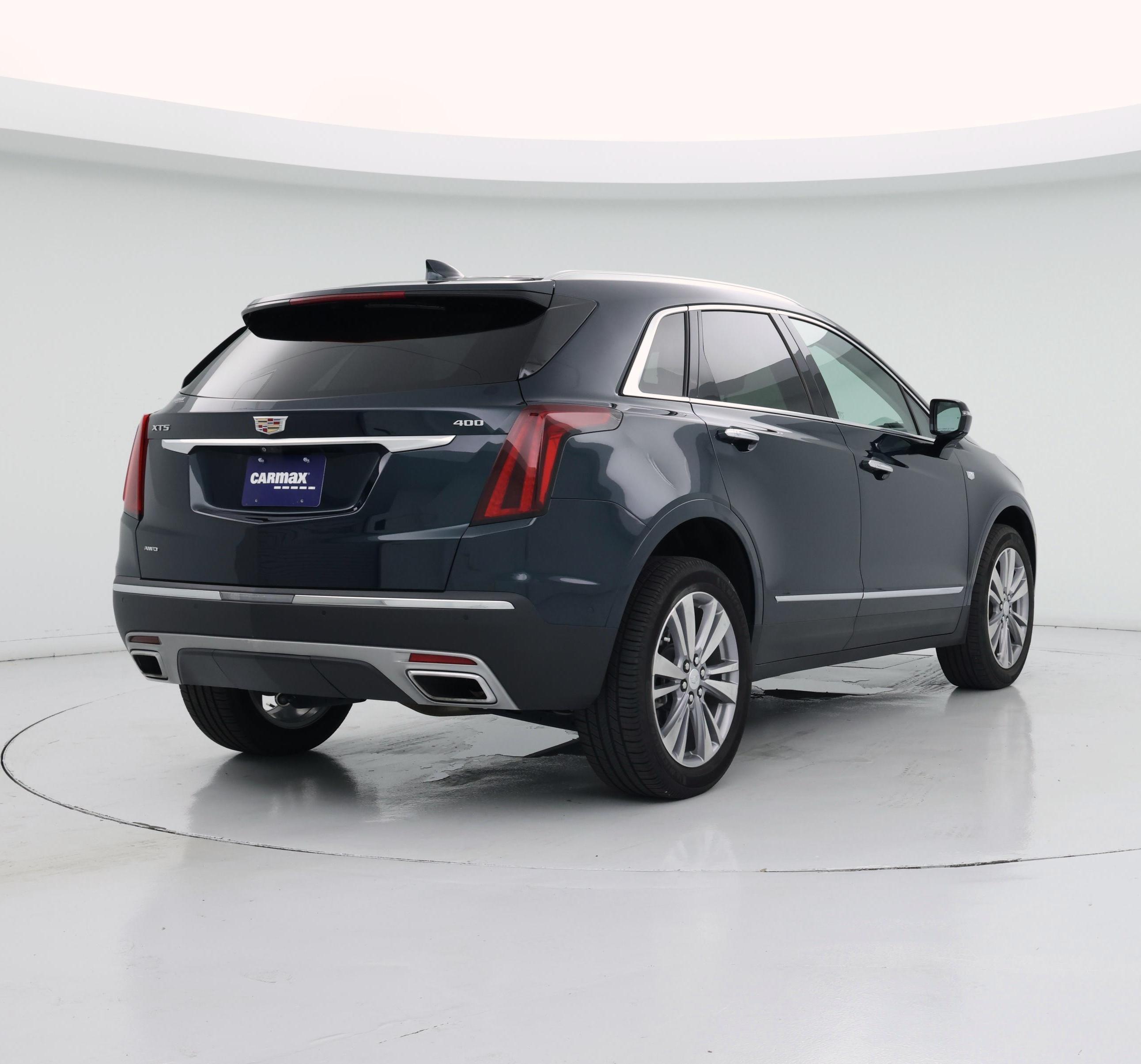 Thumbnail: 2024 Cadillac XT5 - 8