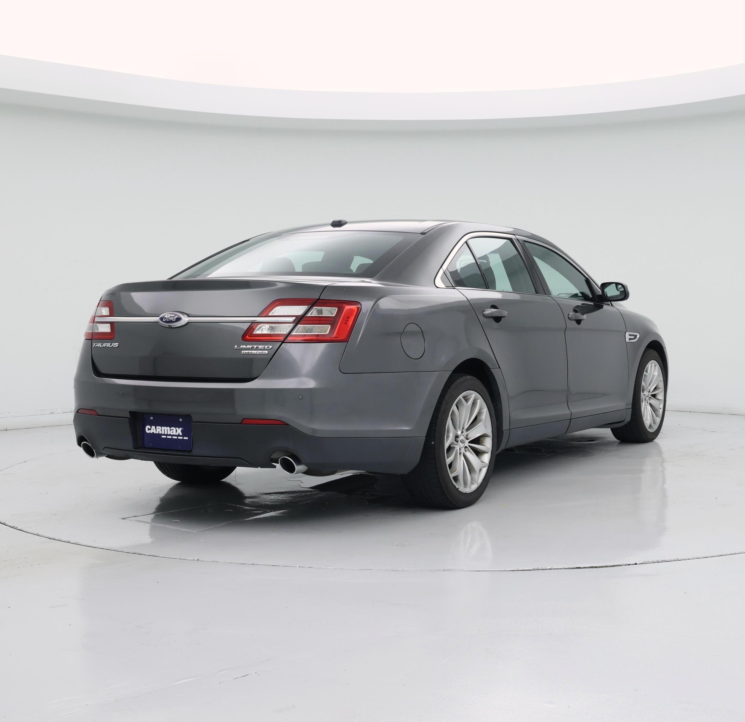Thumbnail: 2016 Ford Taurus - 8