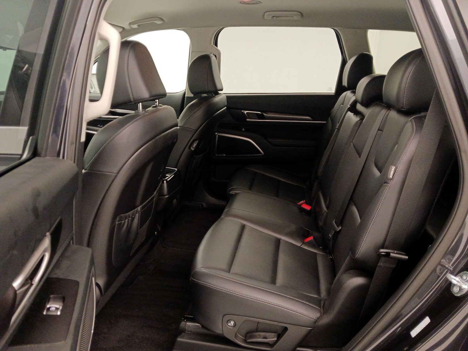 2025 Kia Telluride LX - Photo 21