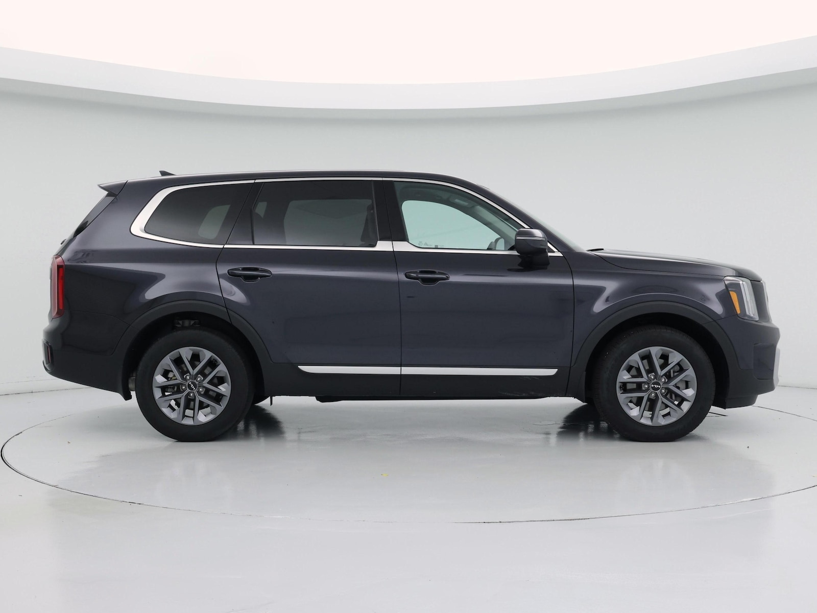 2025 Kia Telluride LX - Photo 8