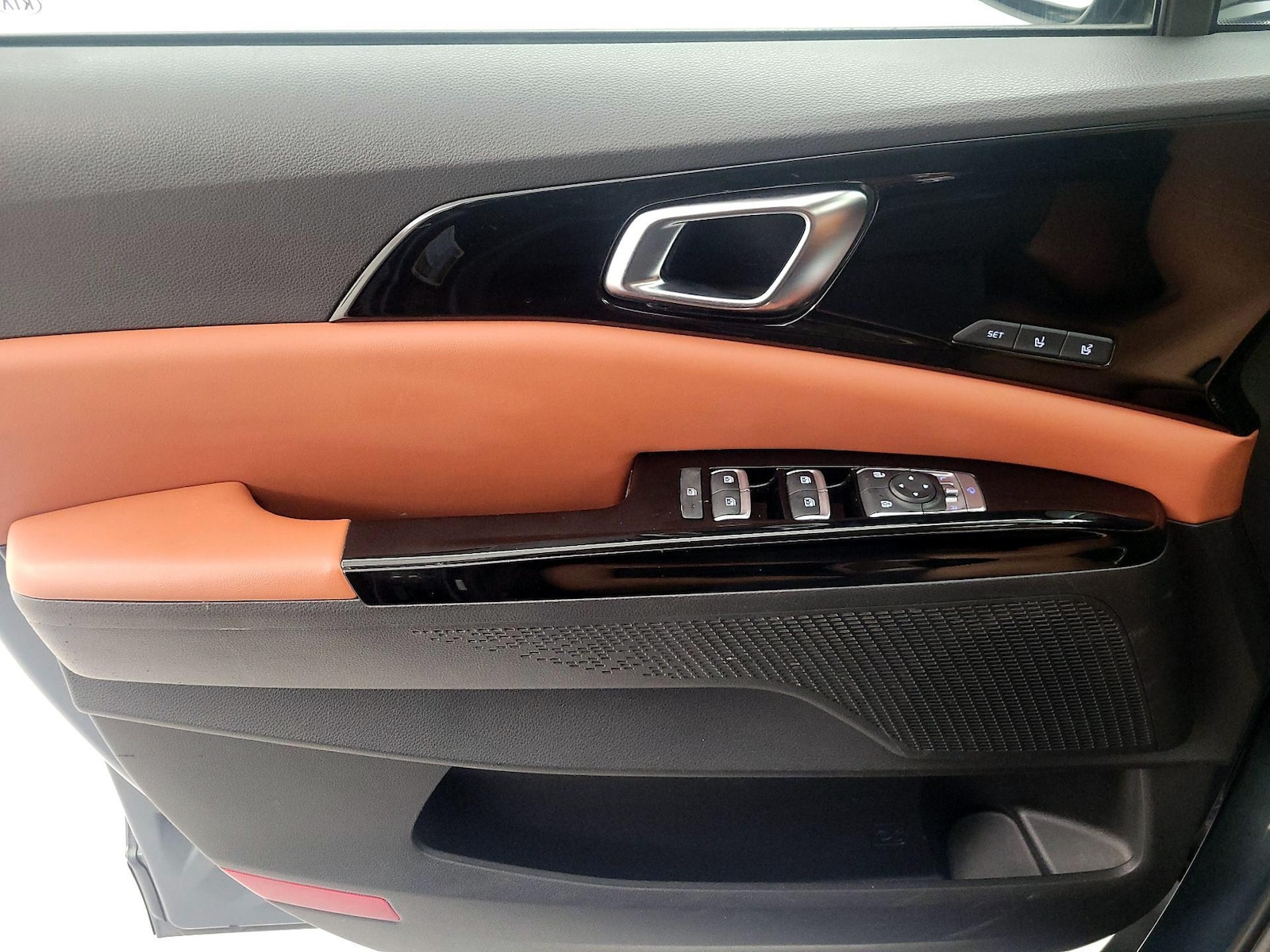 2022 Kia Carnival SX - Photo 13