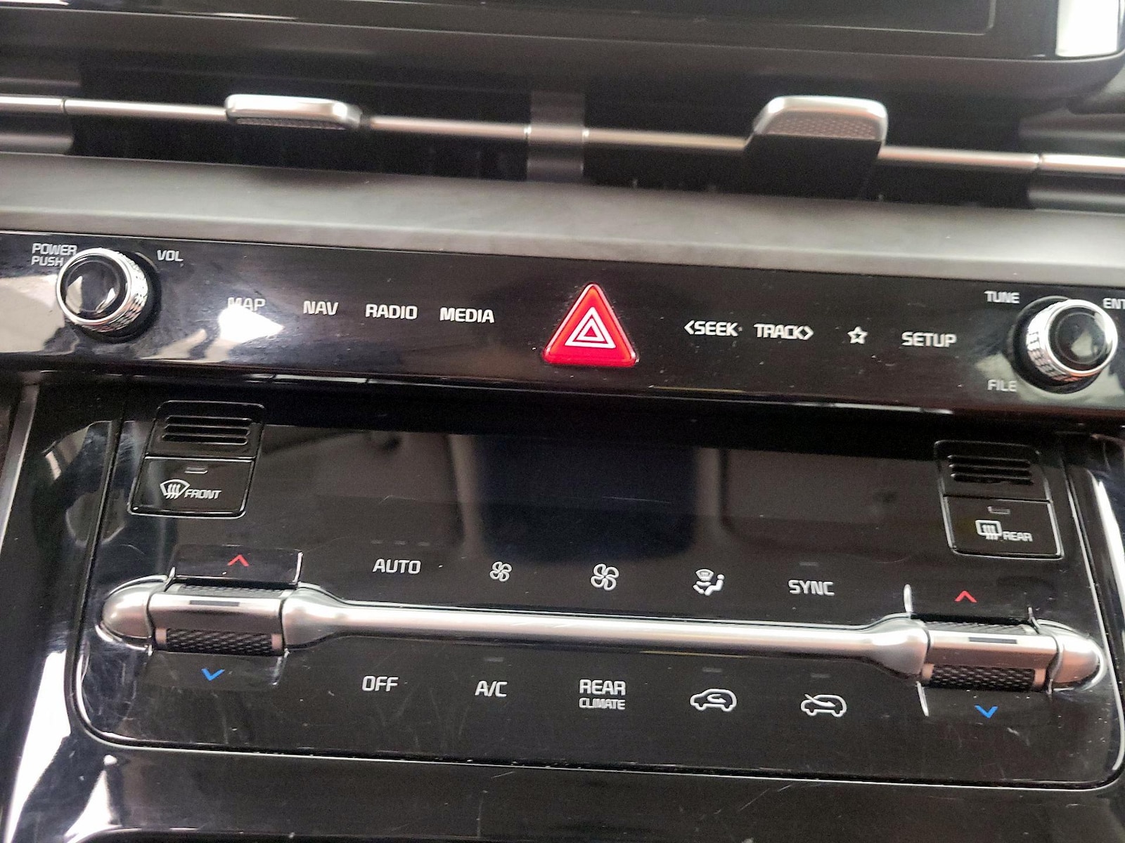 2022 Kia Carnival SX - Photo 18