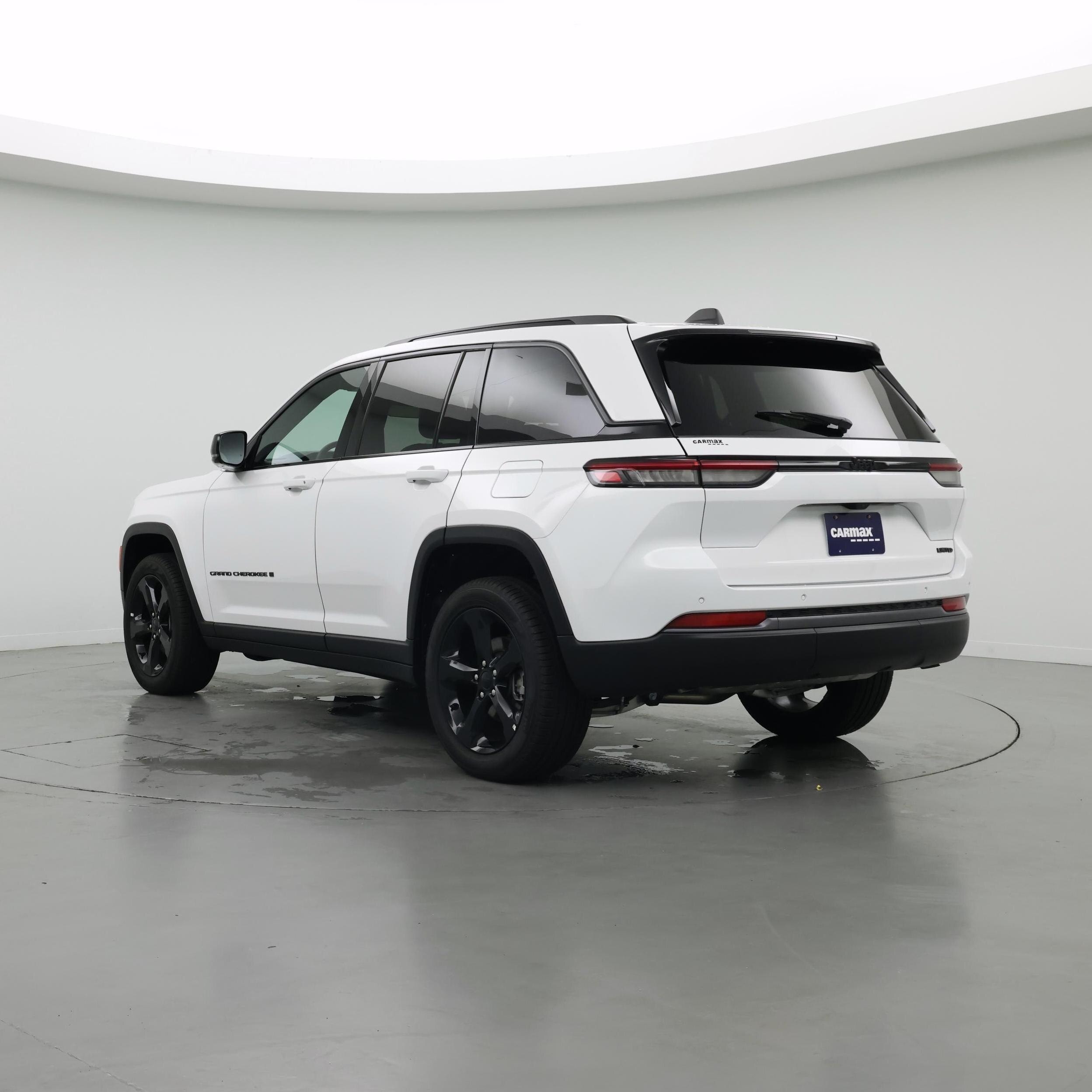 Thumbnail: 2026 Jeep Grand Cherokee - 2