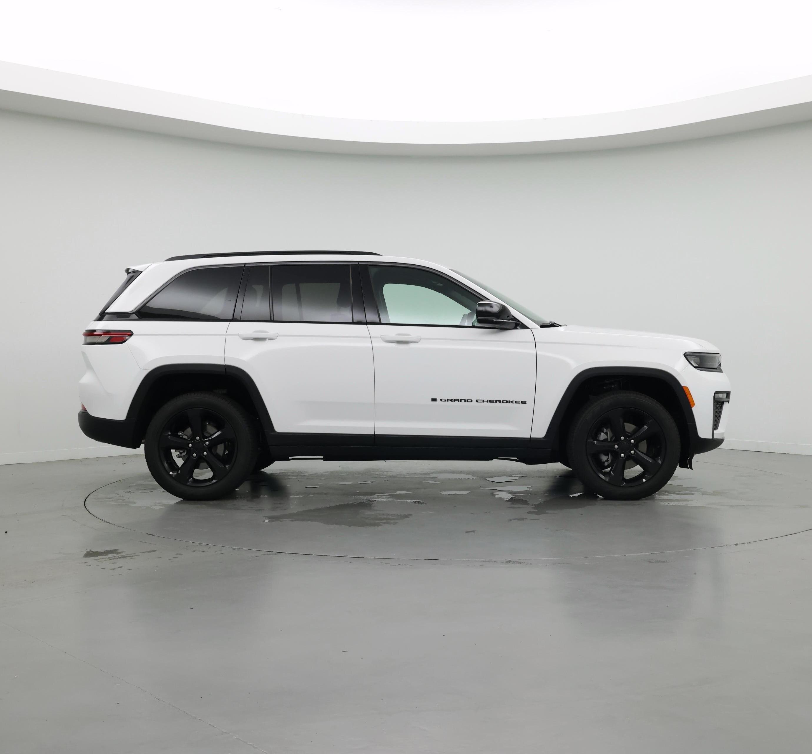 Thumbnail: 2026 Jeep Grand Cherokee - 7
