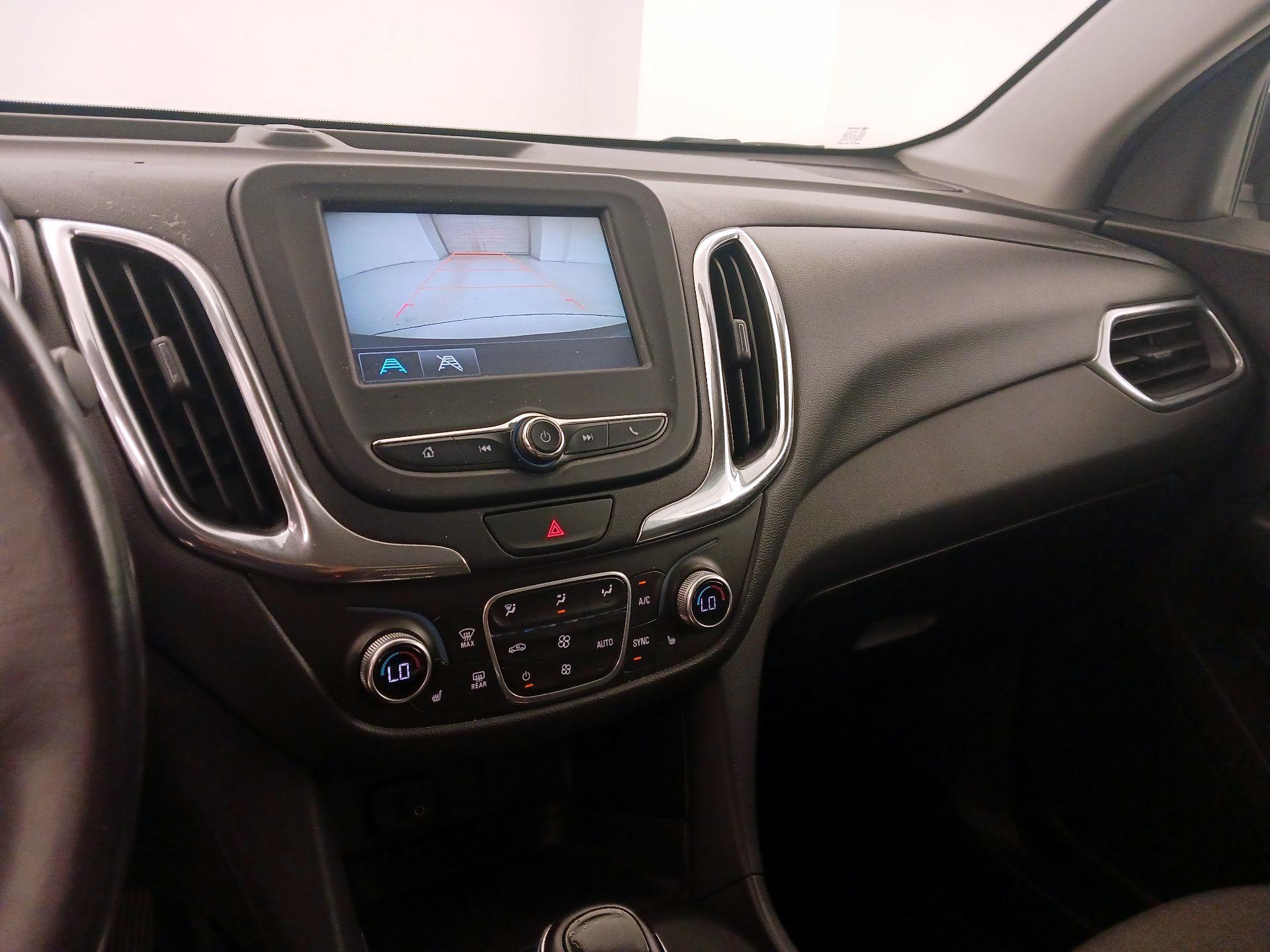 Thumbnail: 2018 Chevrolet Equinox - 14