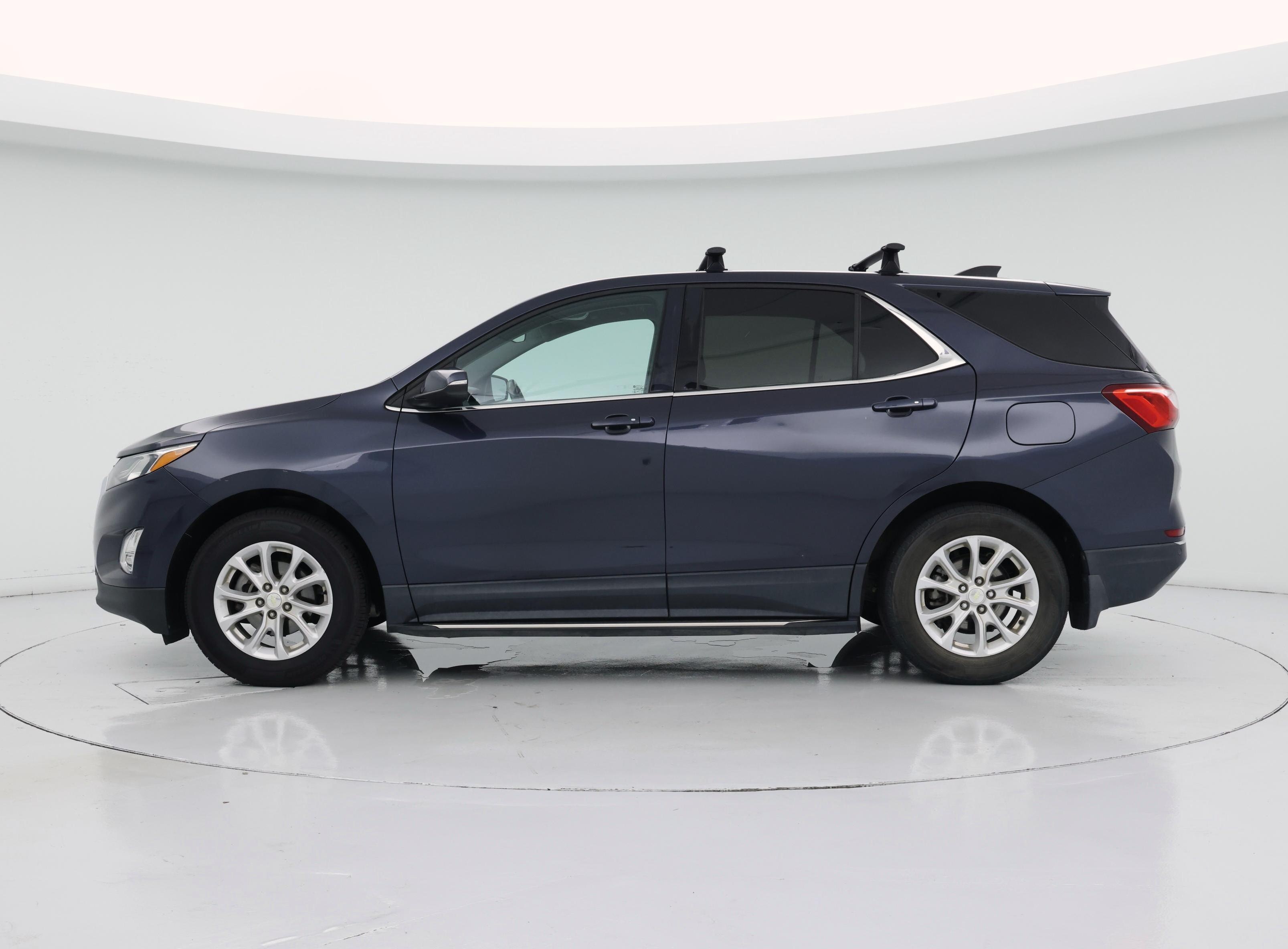 Thumbnail: 2018 Chevrolet Equinox - 3
