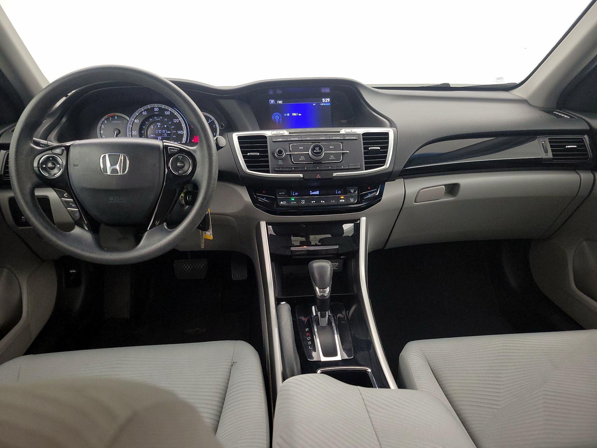 Thumbnail: 2016 Honda Accord - 9
