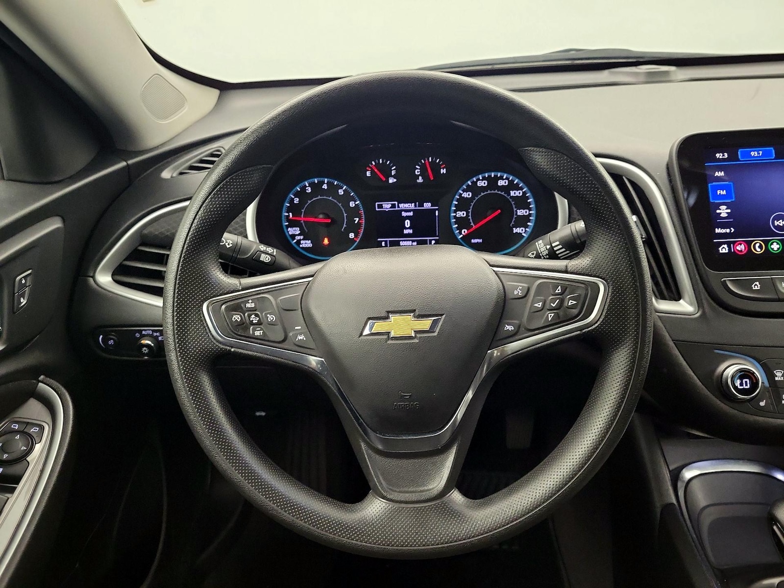 2024 Chevrolet Malibu 1LT - Photo 11
