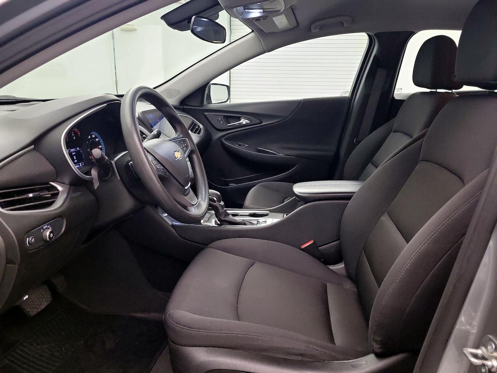 2024 Chevrolet Malibu 1LT - Photo 12