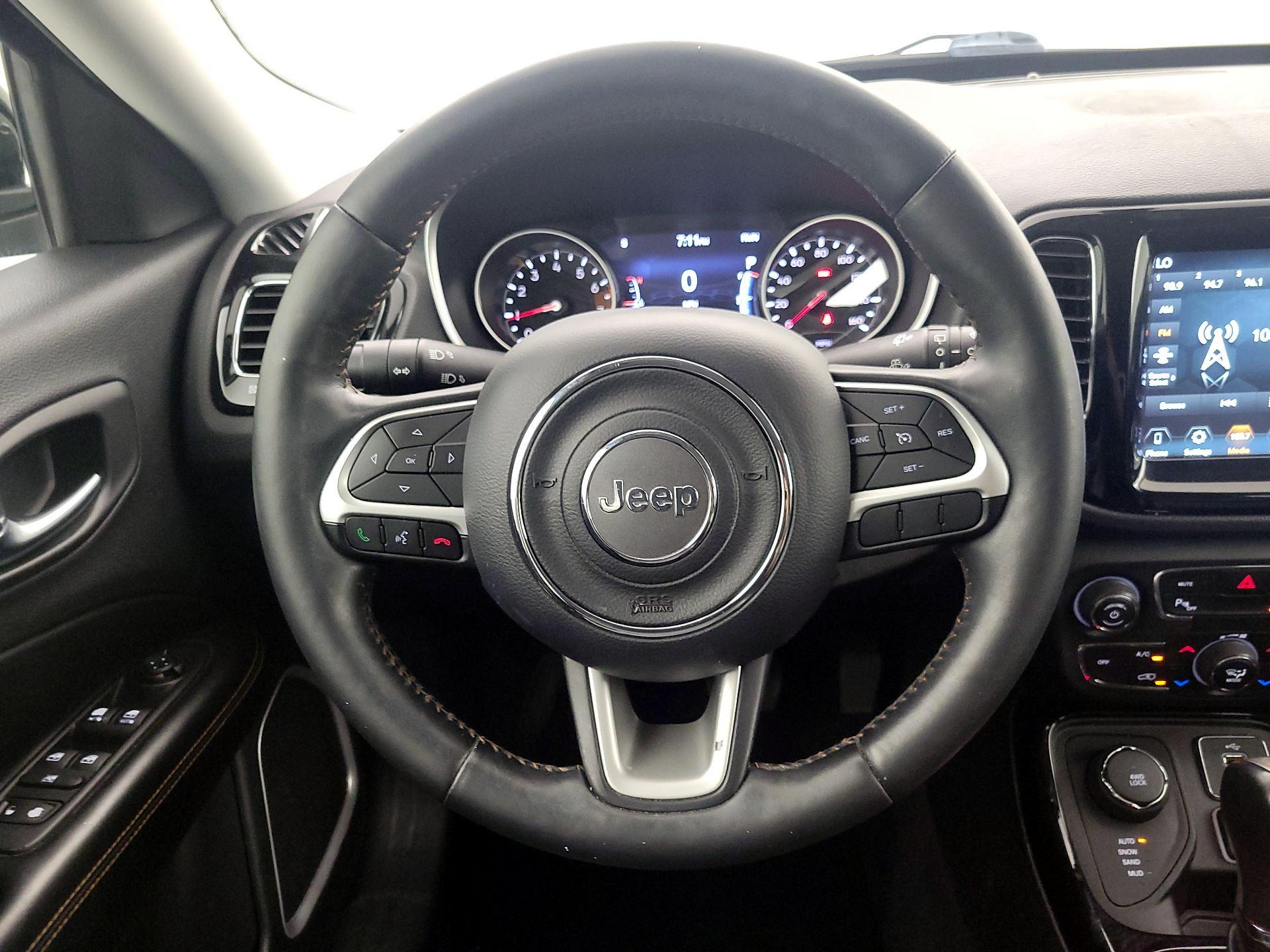 Thumbnail: 2018 Jeep Compass - 10