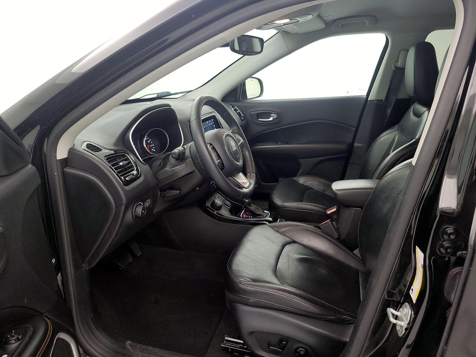 Thumbnail: 2018 Jeep Compass - 11