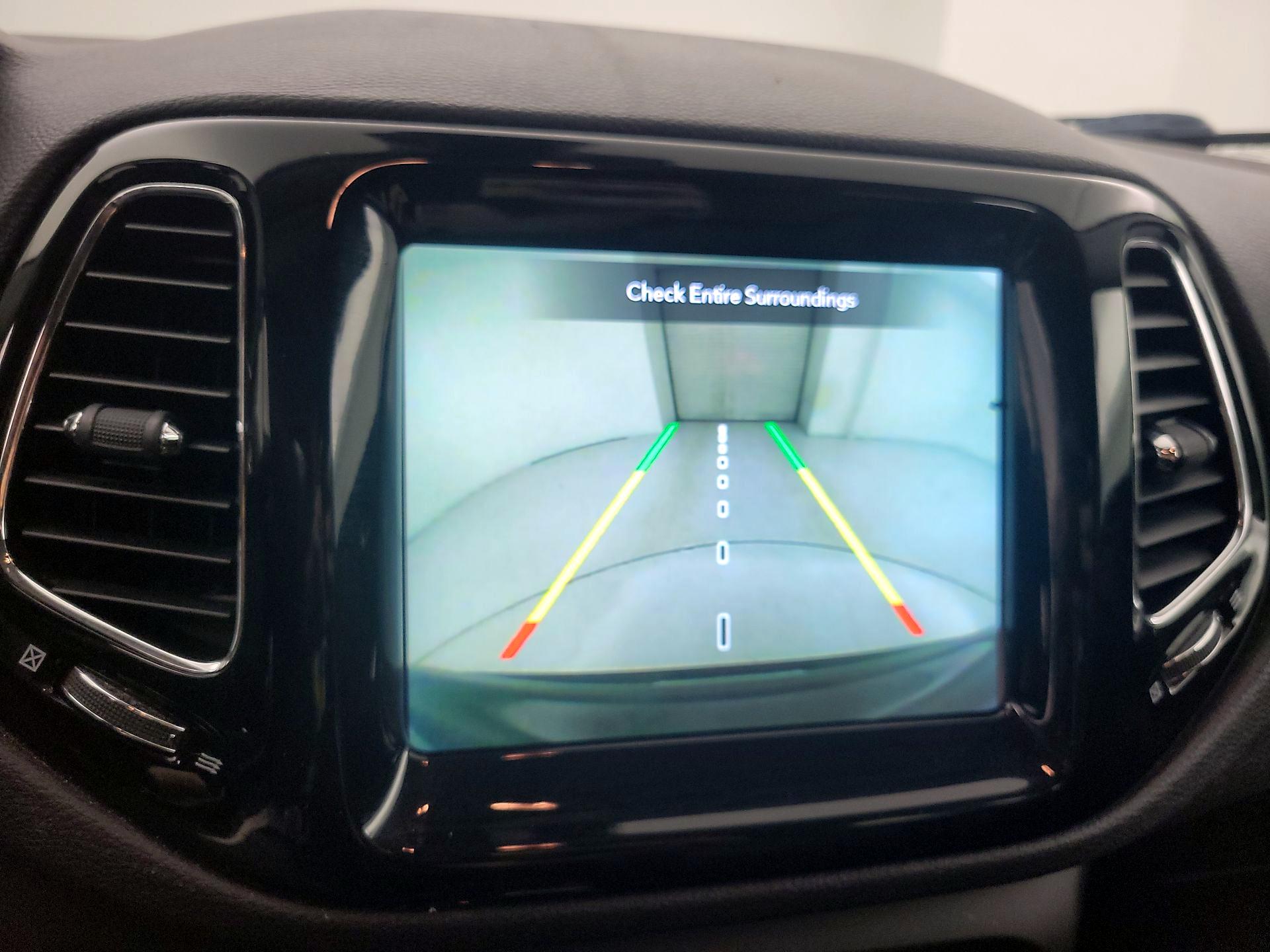 Thumbnail: 2018 Jeep Compass - 15
