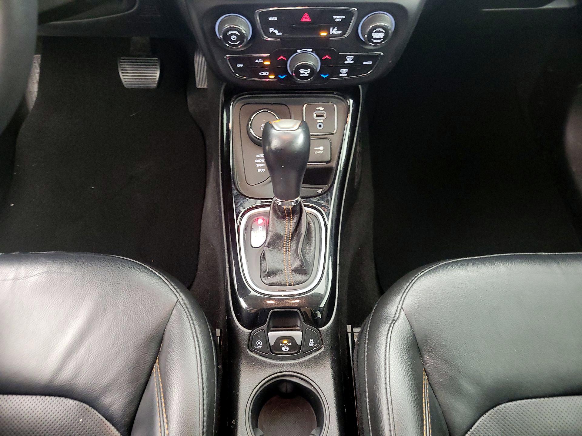 Thumbnail: 2018 Jeep Compass - 18