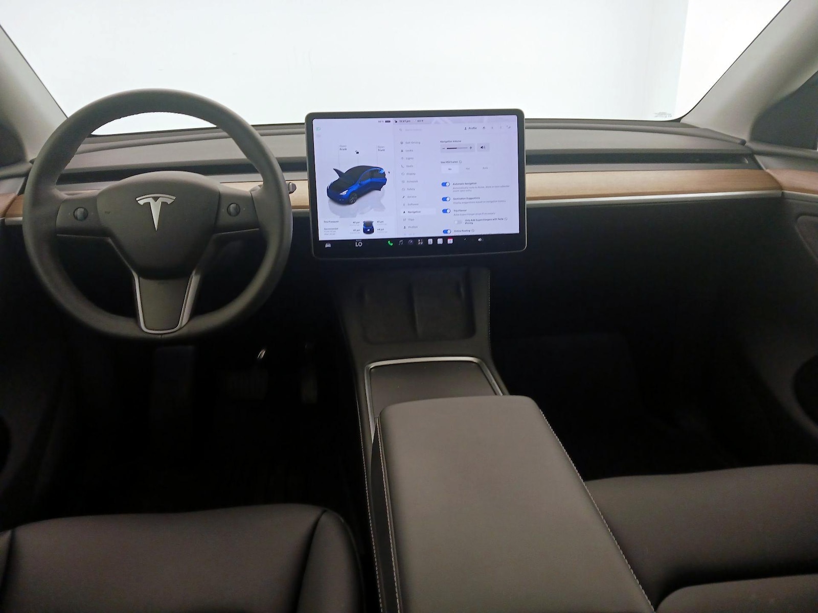 2024 Tesla Model Y Long Range - Photo 10