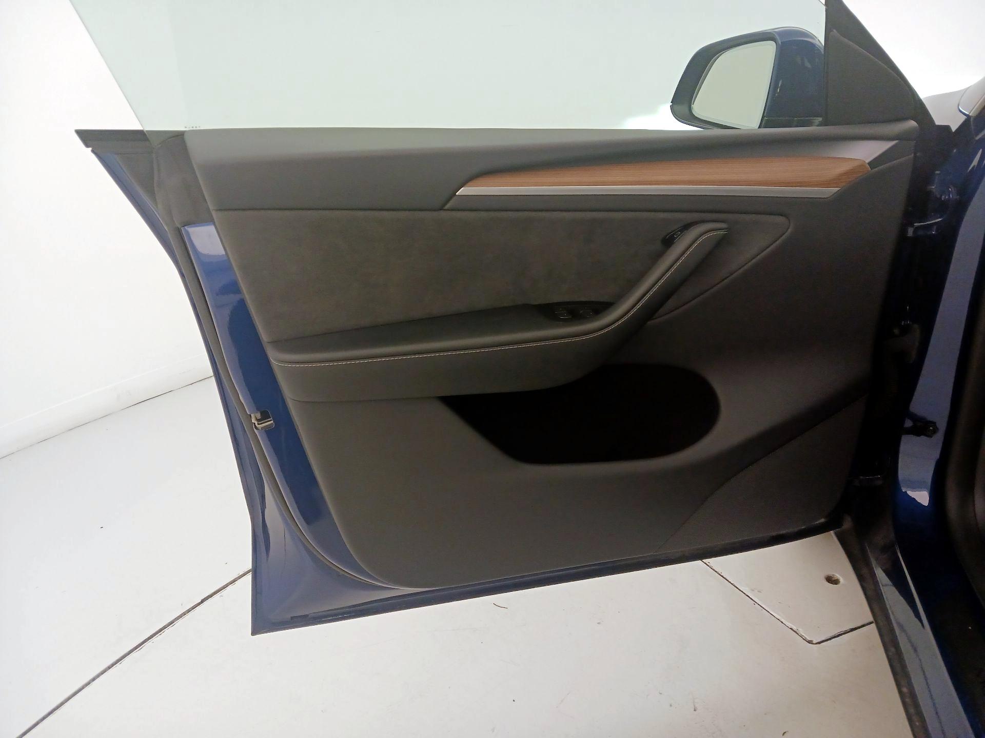 Thumbnail: 2024 Tesla Model Y - 12