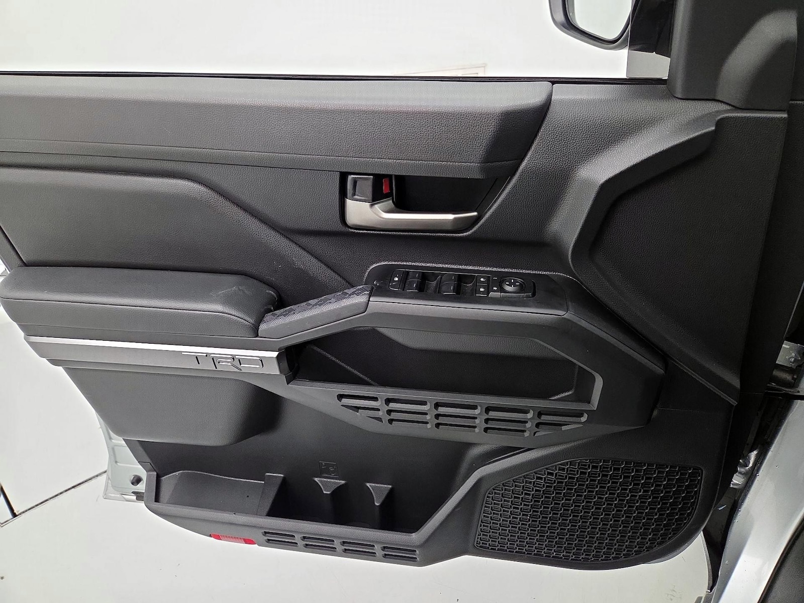 2025 Toyota Tacoma TRD Sport - Photo 13