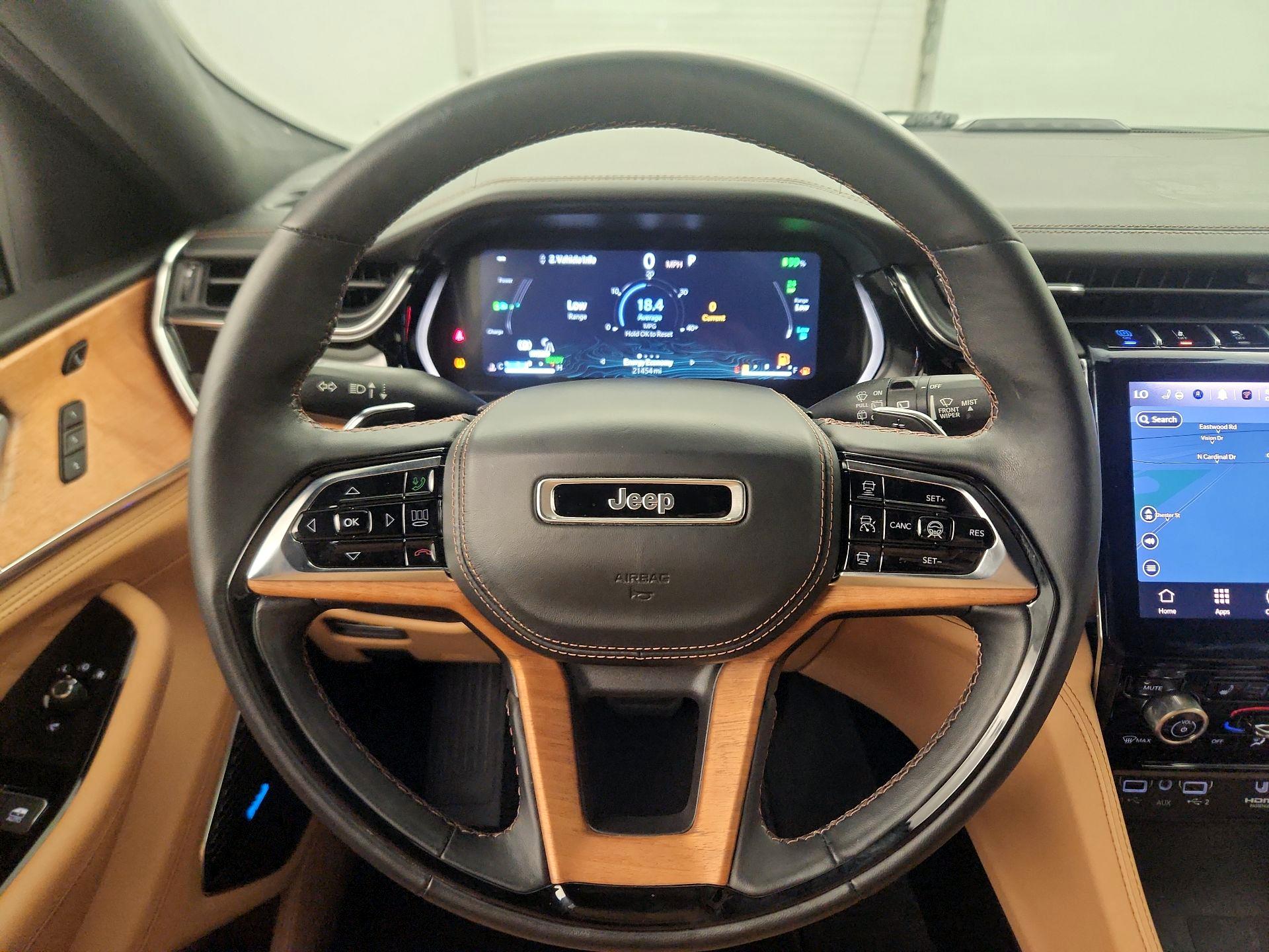 Thumbnail: 2022 Jeep Grand Cherokee - 10