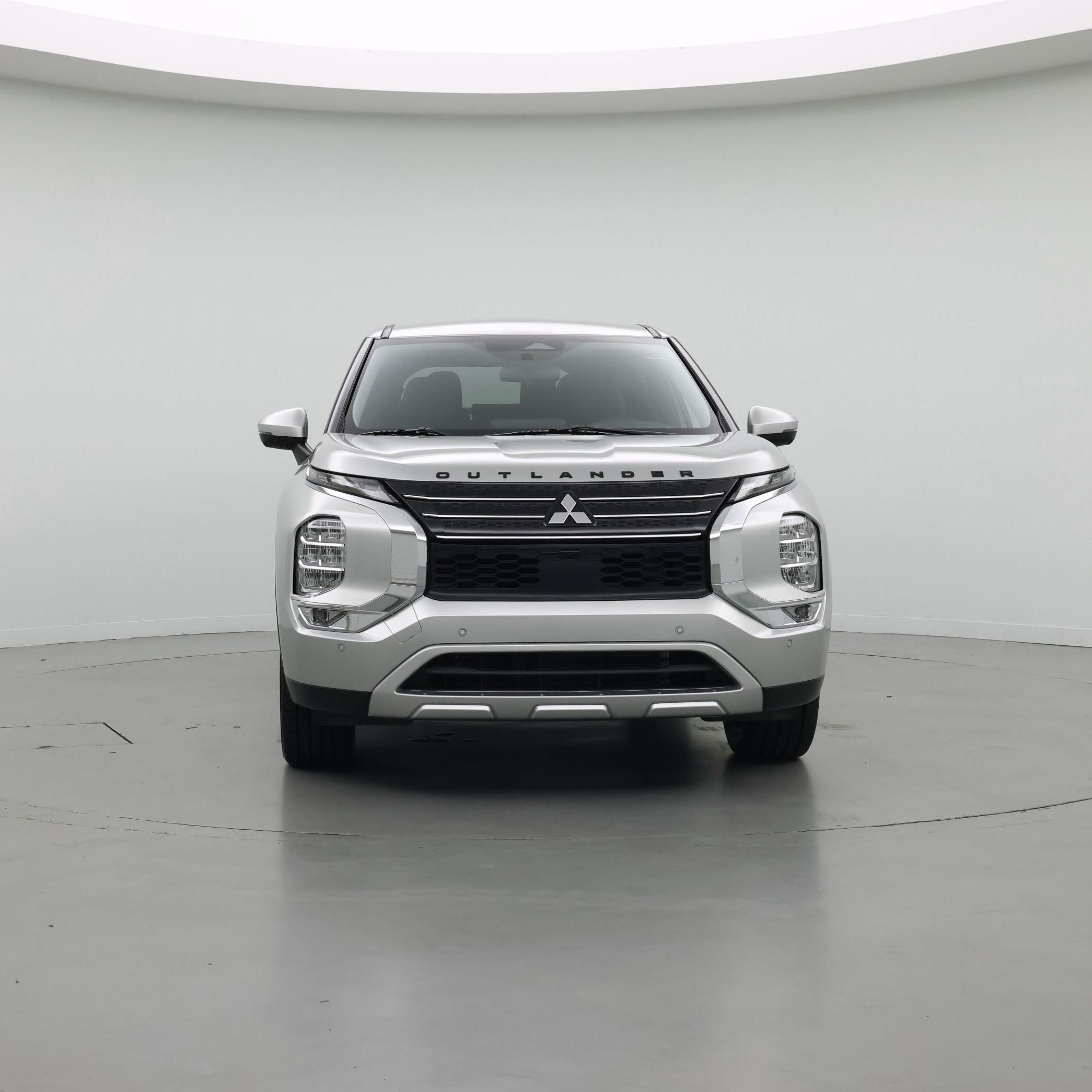 Thumbnail: 2024 Mitsubishi Outlander - 5