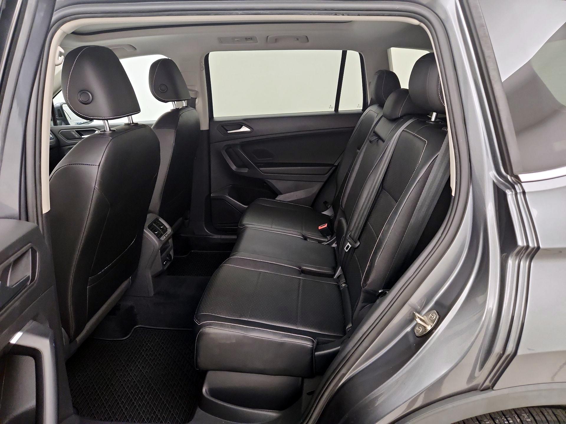 Thumbnail: 2021 Volkswagen Tiguan - 20