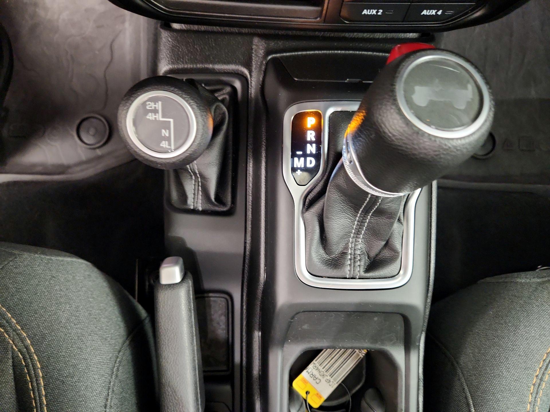 Thumbnail: 2024 Jeep Wrangler - 17