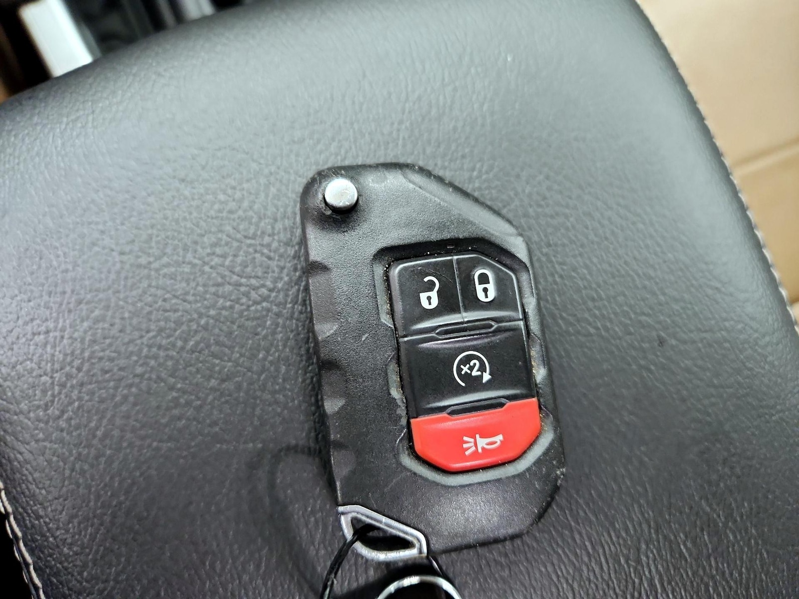 2022 Jeep Wrangler Unlimited Sahara - Photo 24