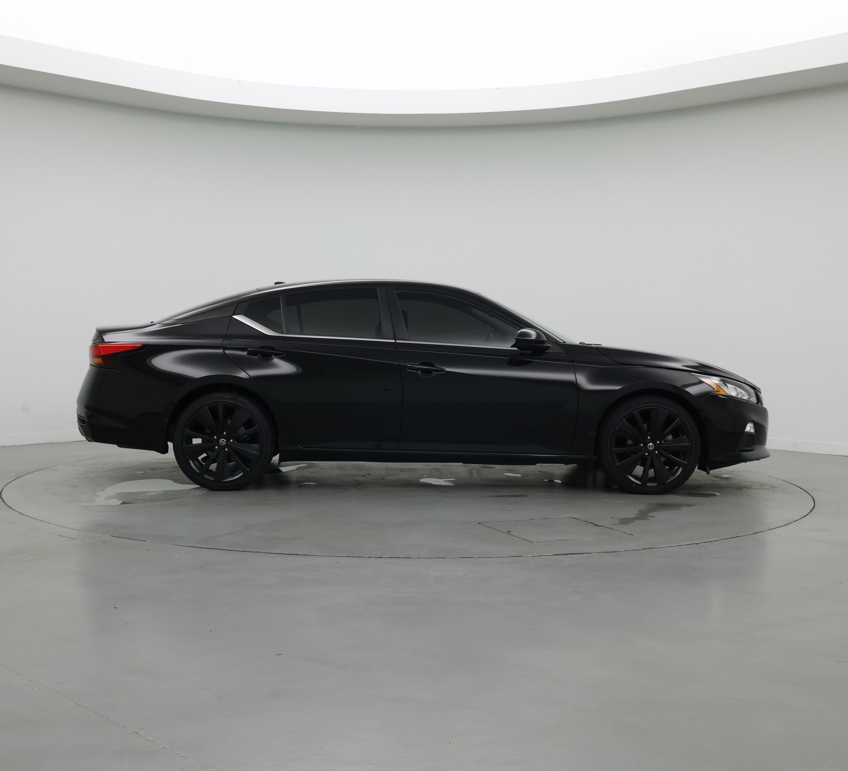 Thumbnail: 2022 Nissan Altima - 7