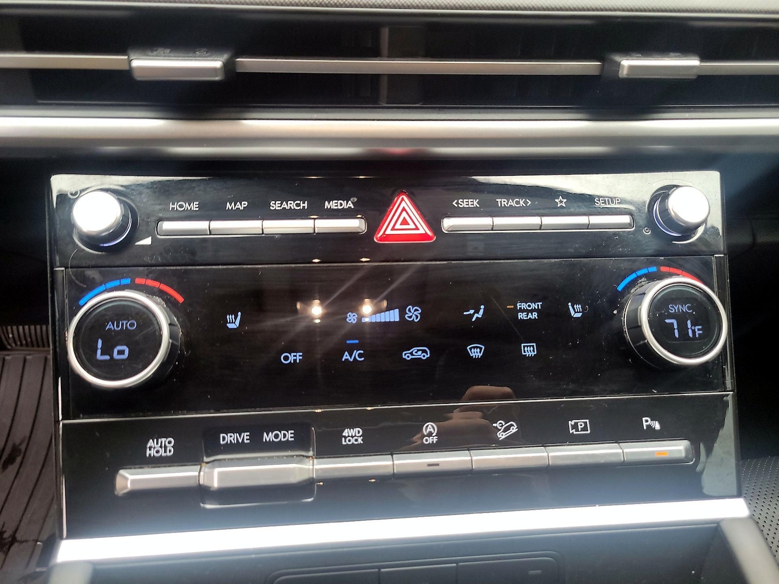 2024 Hyundai Santa Fe SEL - Photo 15