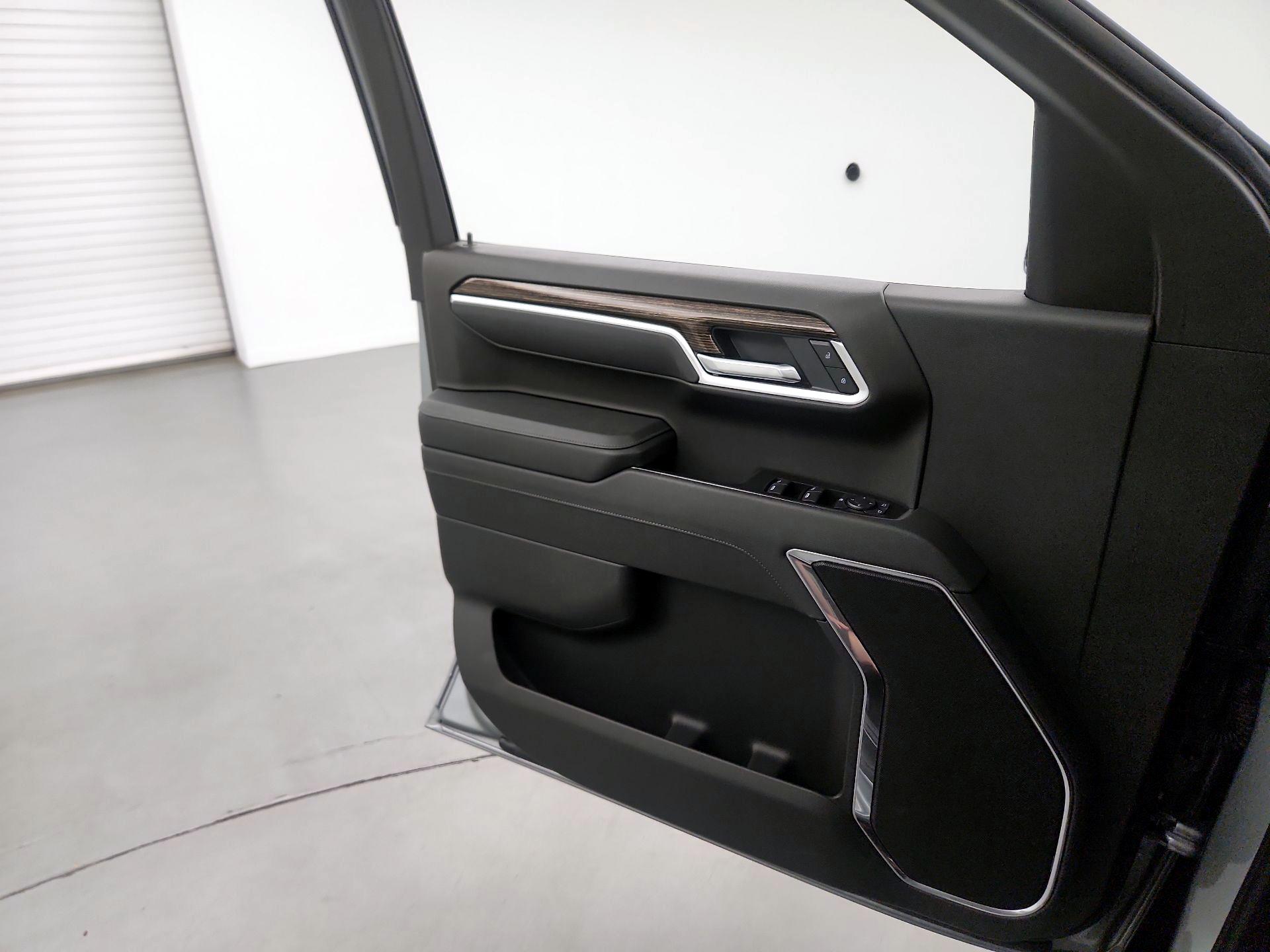 Thumbnail: 2025 GMC Sierra 1500 - 12