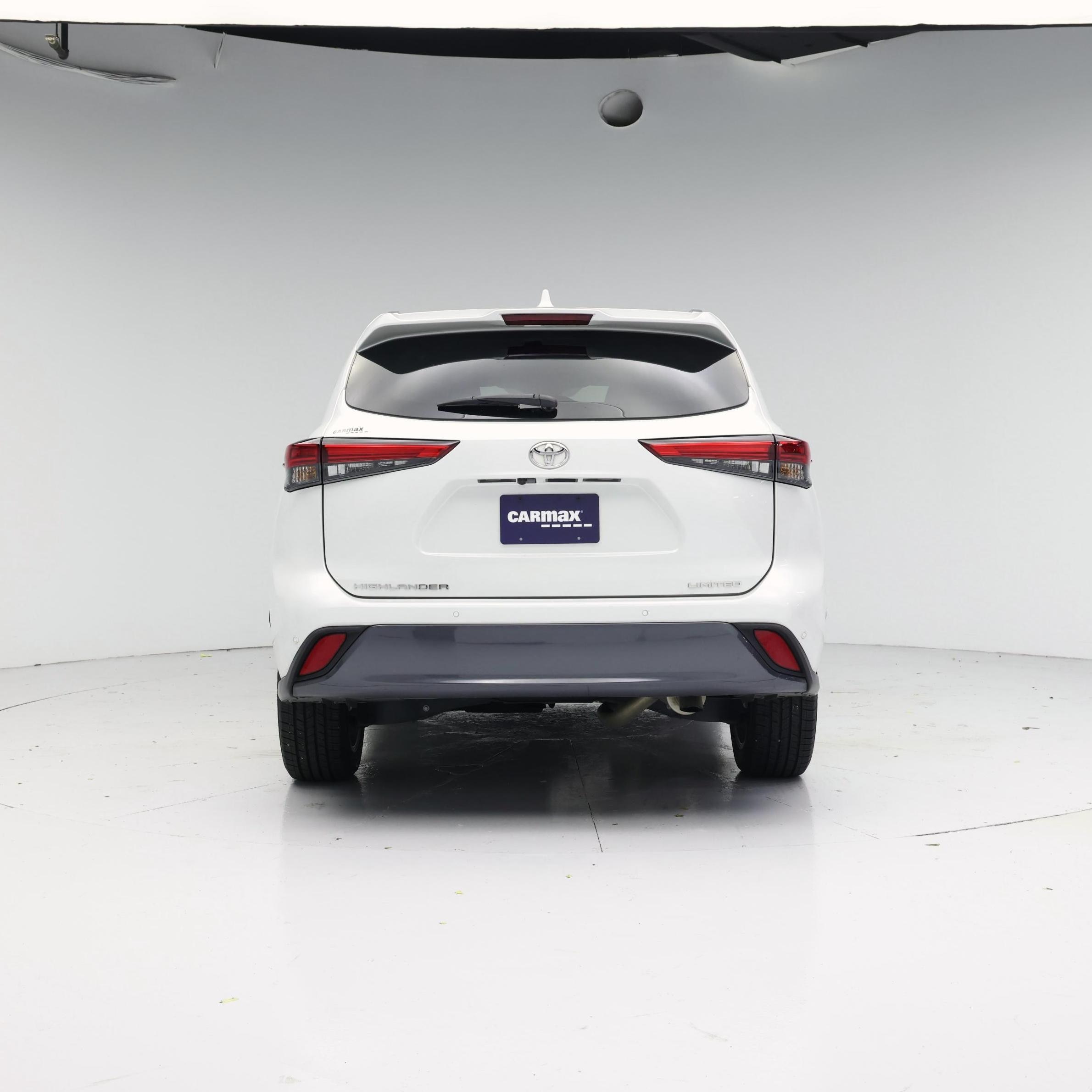 Thumbnail: 2023 Toyota Highlander - 6