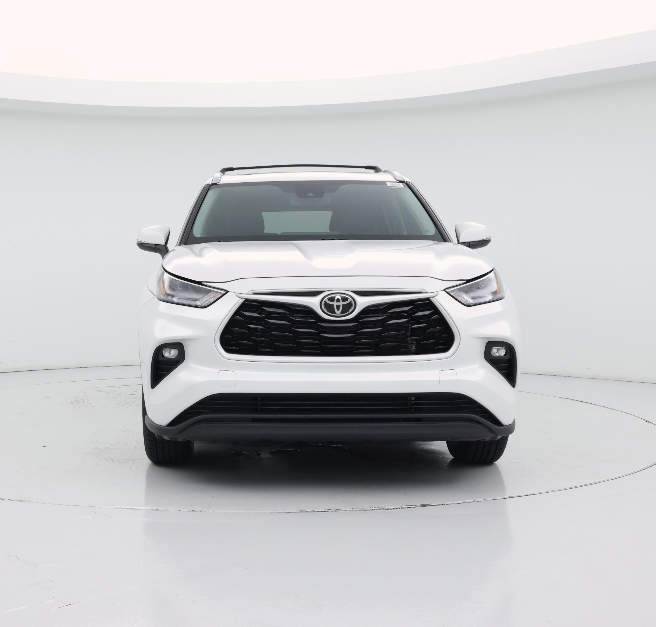 Thumbnail: 2023 Toyota Highlander - 5