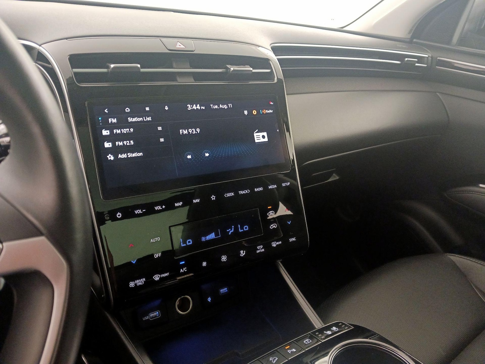 2024 Hyundai Tucson Limited - Photo 17