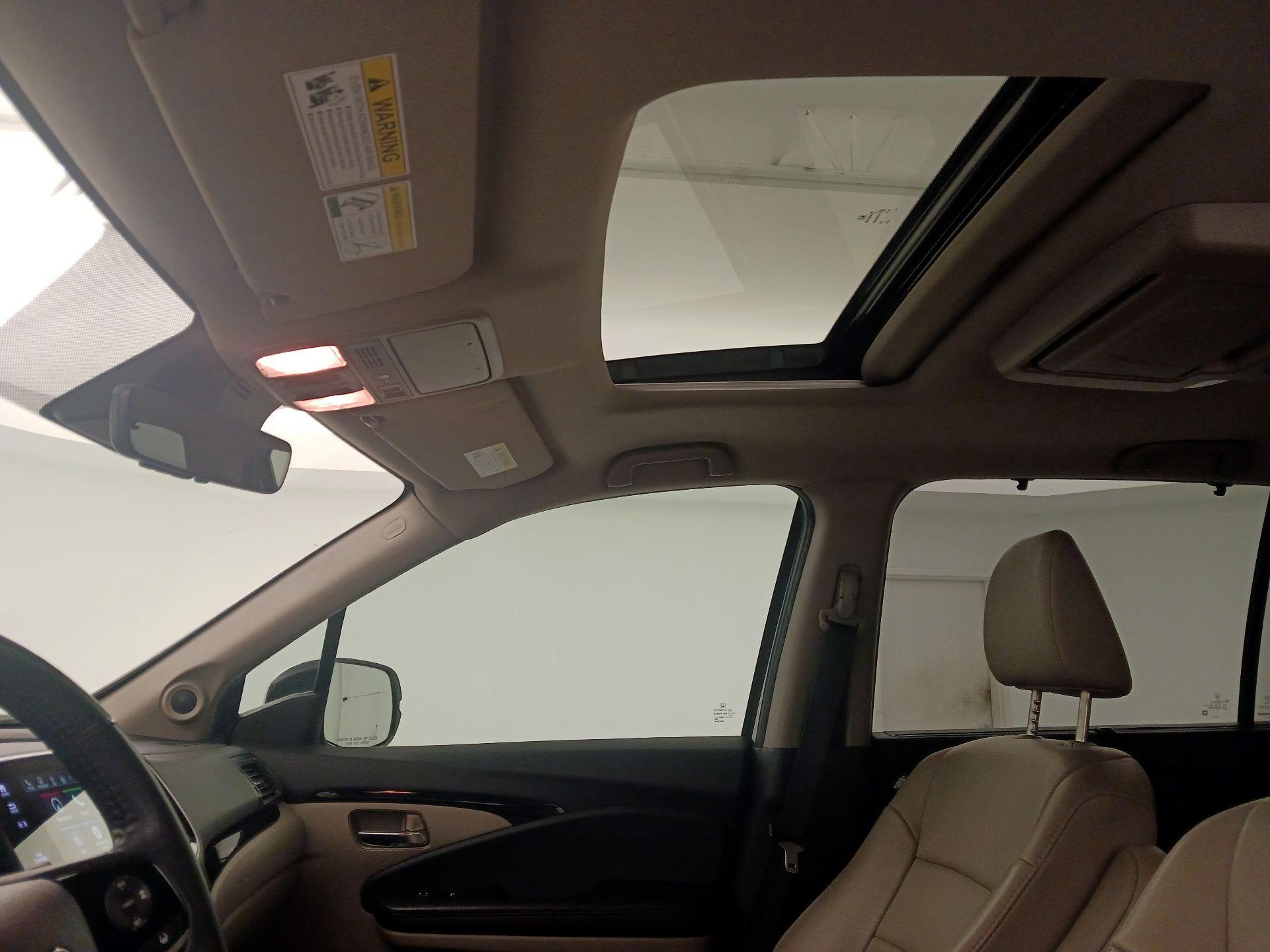 Thumbnail: 2021 Honda Pilot - 20