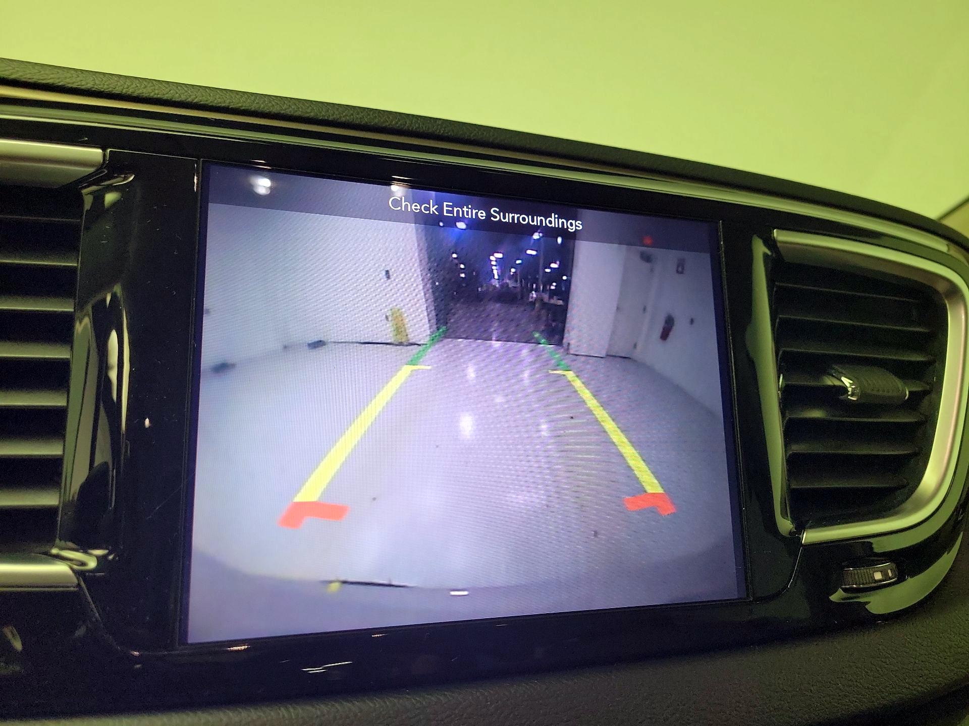 Thumbnail: 2019 Chrysler Pacifica - 15