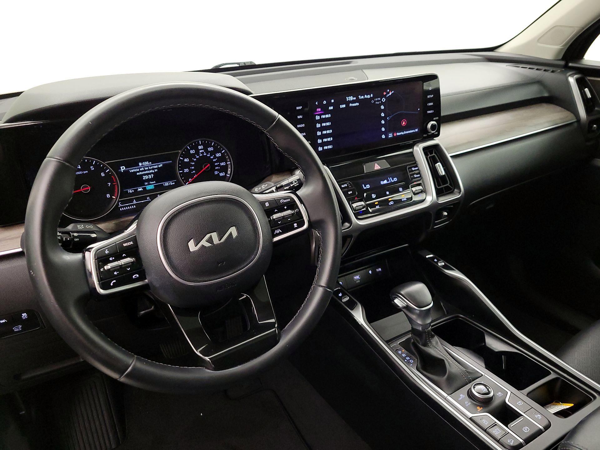 Thumbnail: 2023 Kia Sorento - 9
