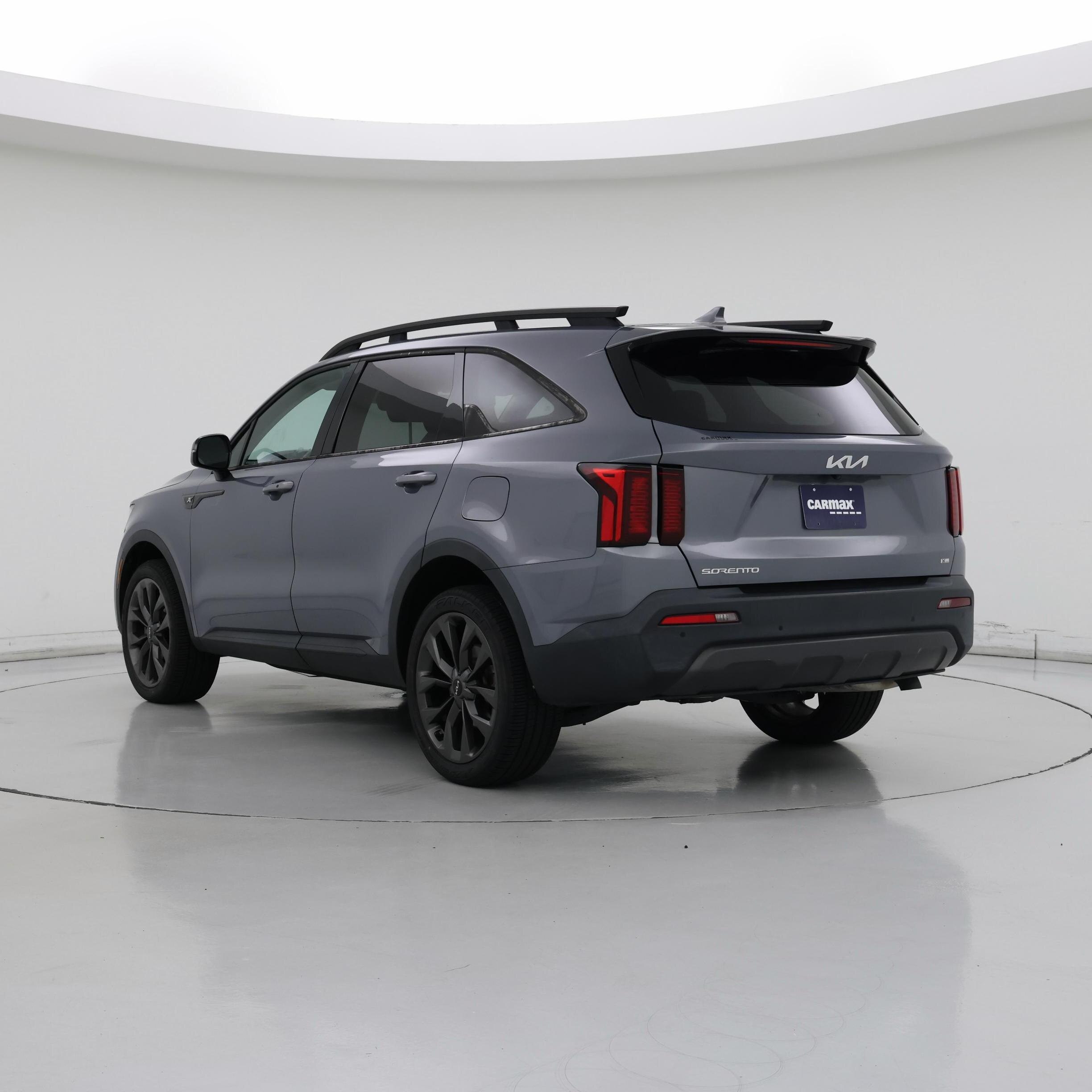 Thumbnail: 2023 Kia Sorento - 2