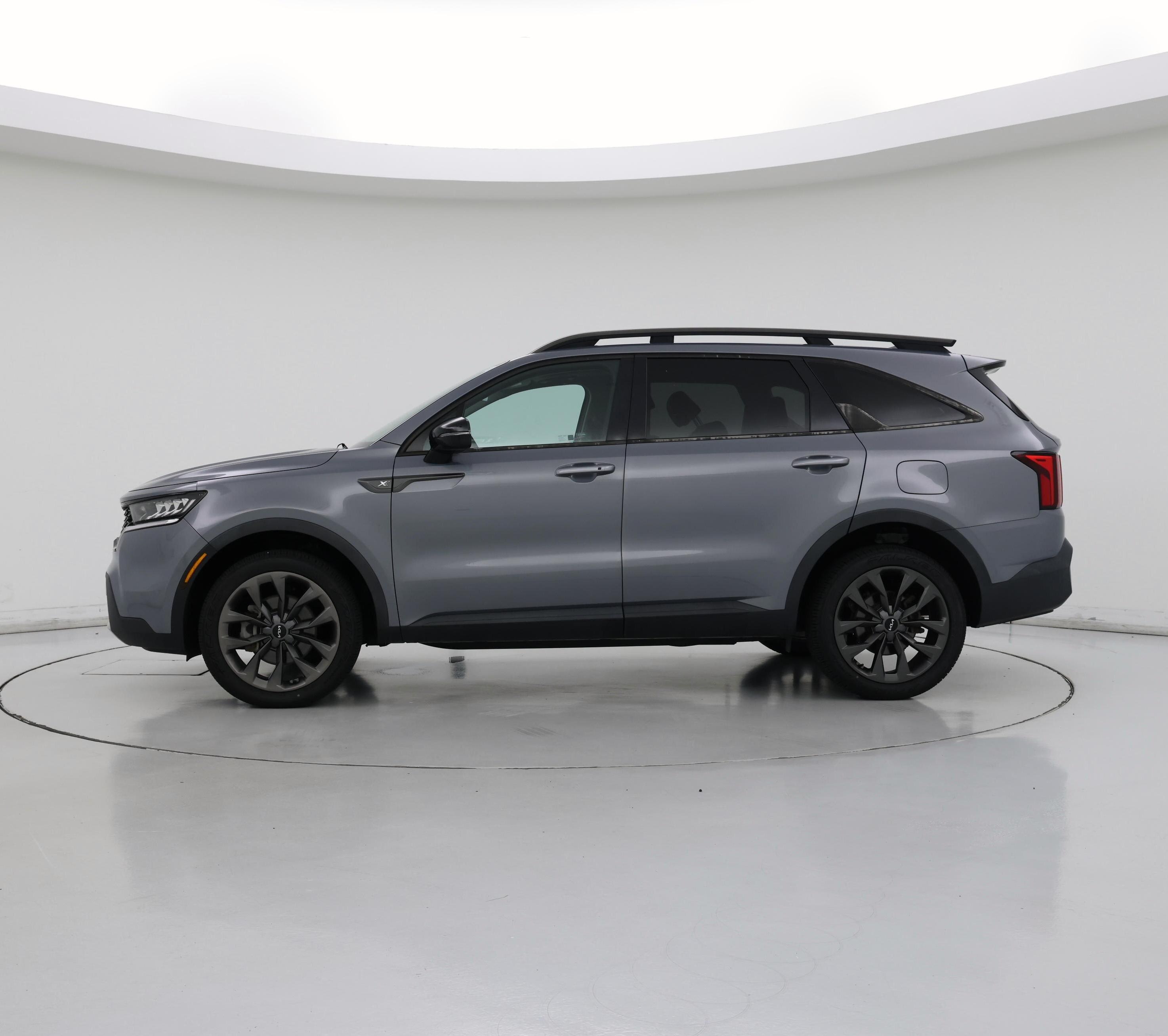 Thumbnail: 2023 Kia Sorento - 3