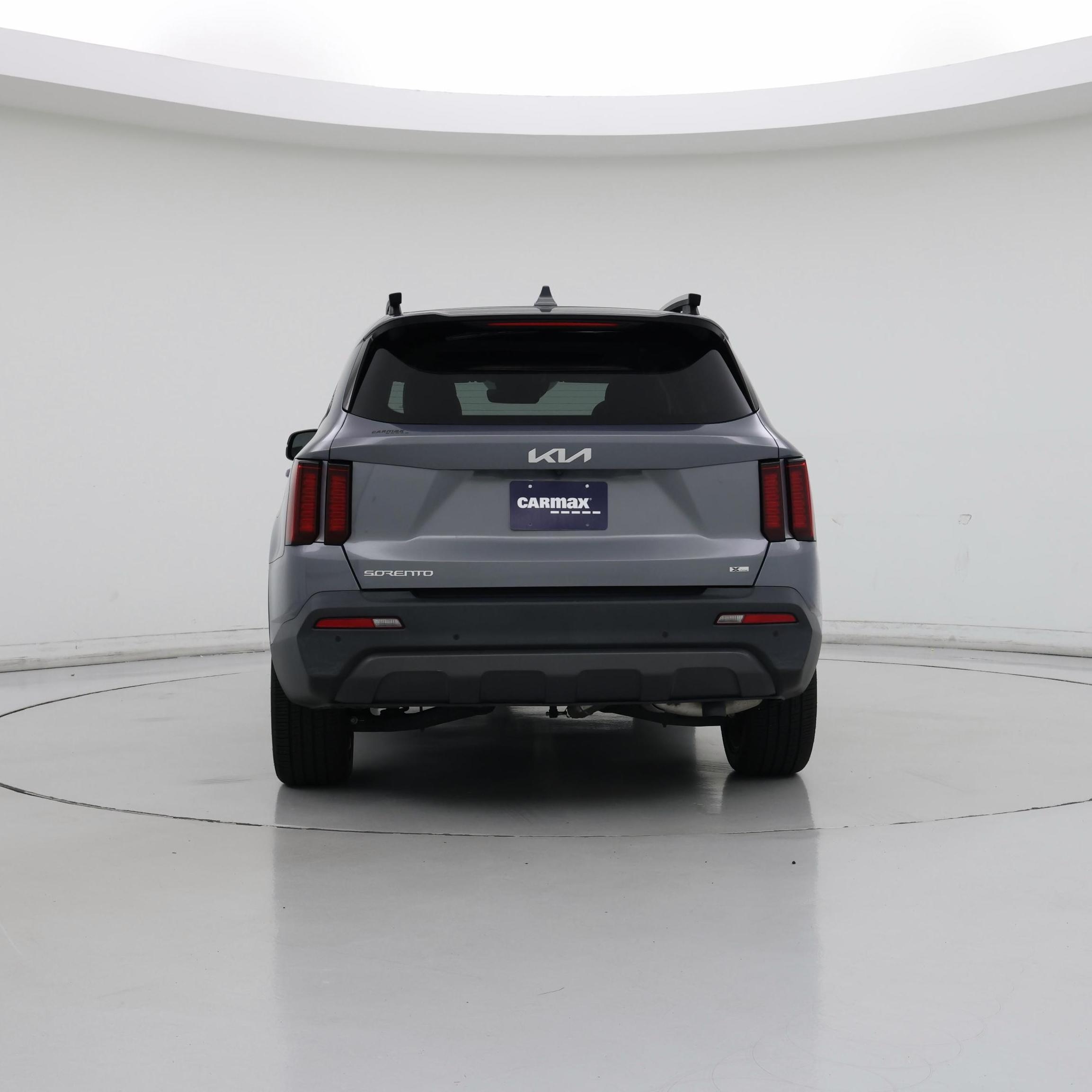 Thumbnail: 2023 Kia Sorento - 6