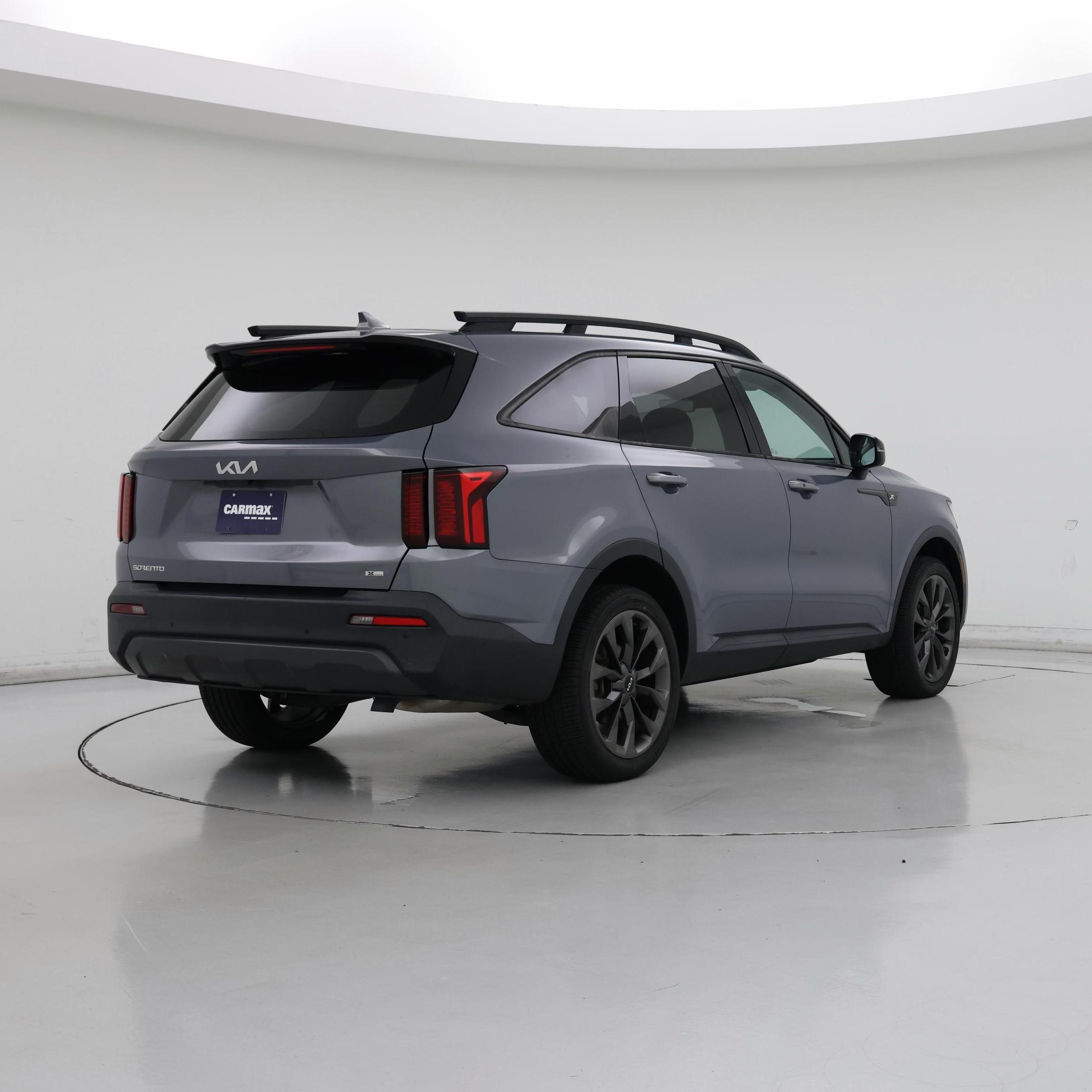 Thumbnail: 2023 Kia Sorento - 8