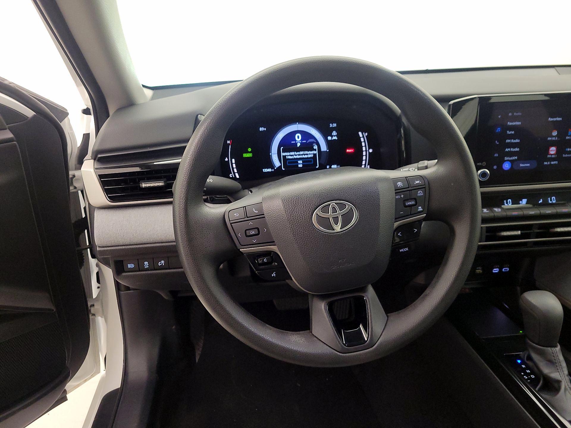 Thumbnail: 2025 Toyota Camry - 10