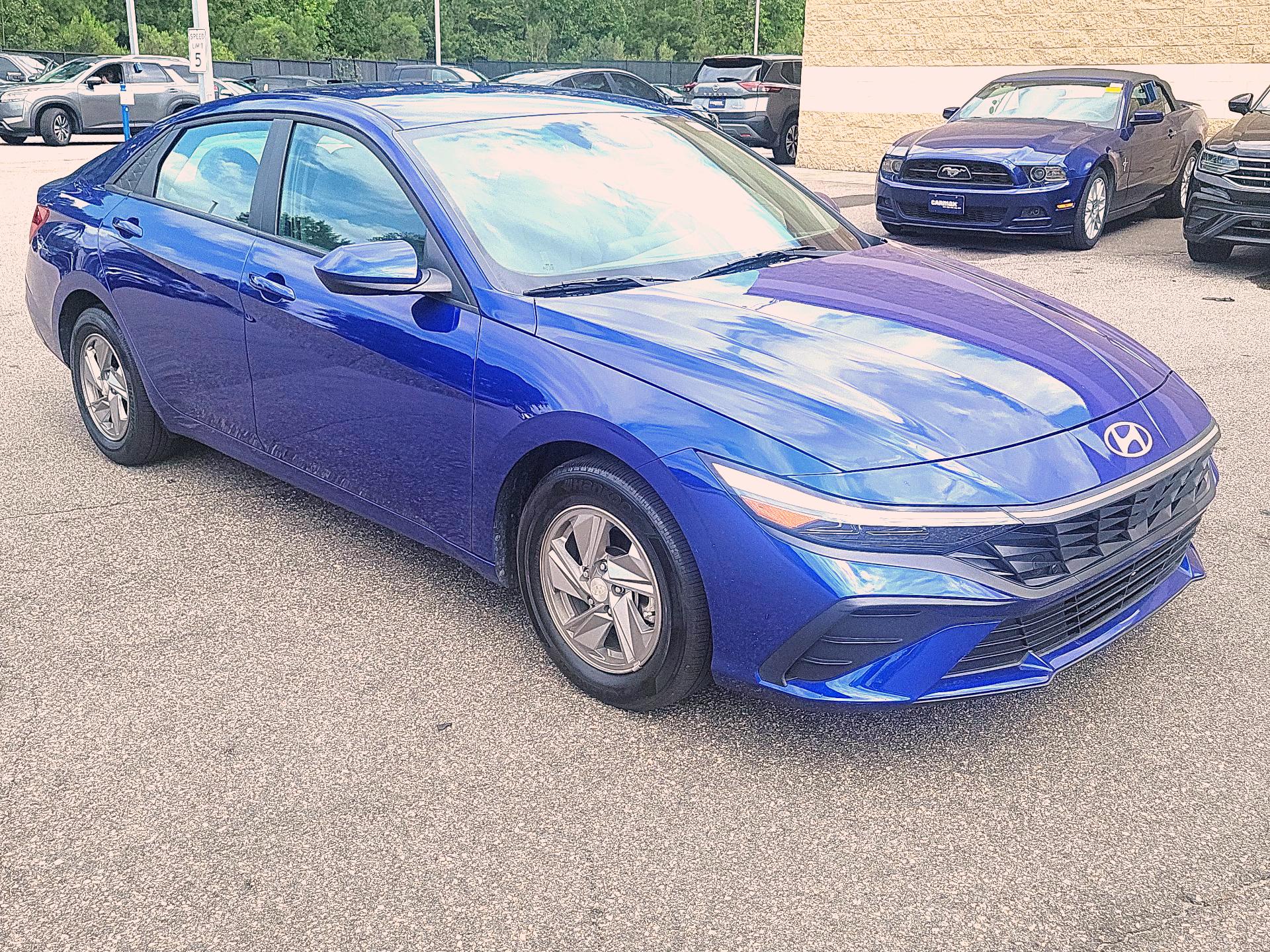 Thumbnail: 2025 Hyundai Elantra - 1