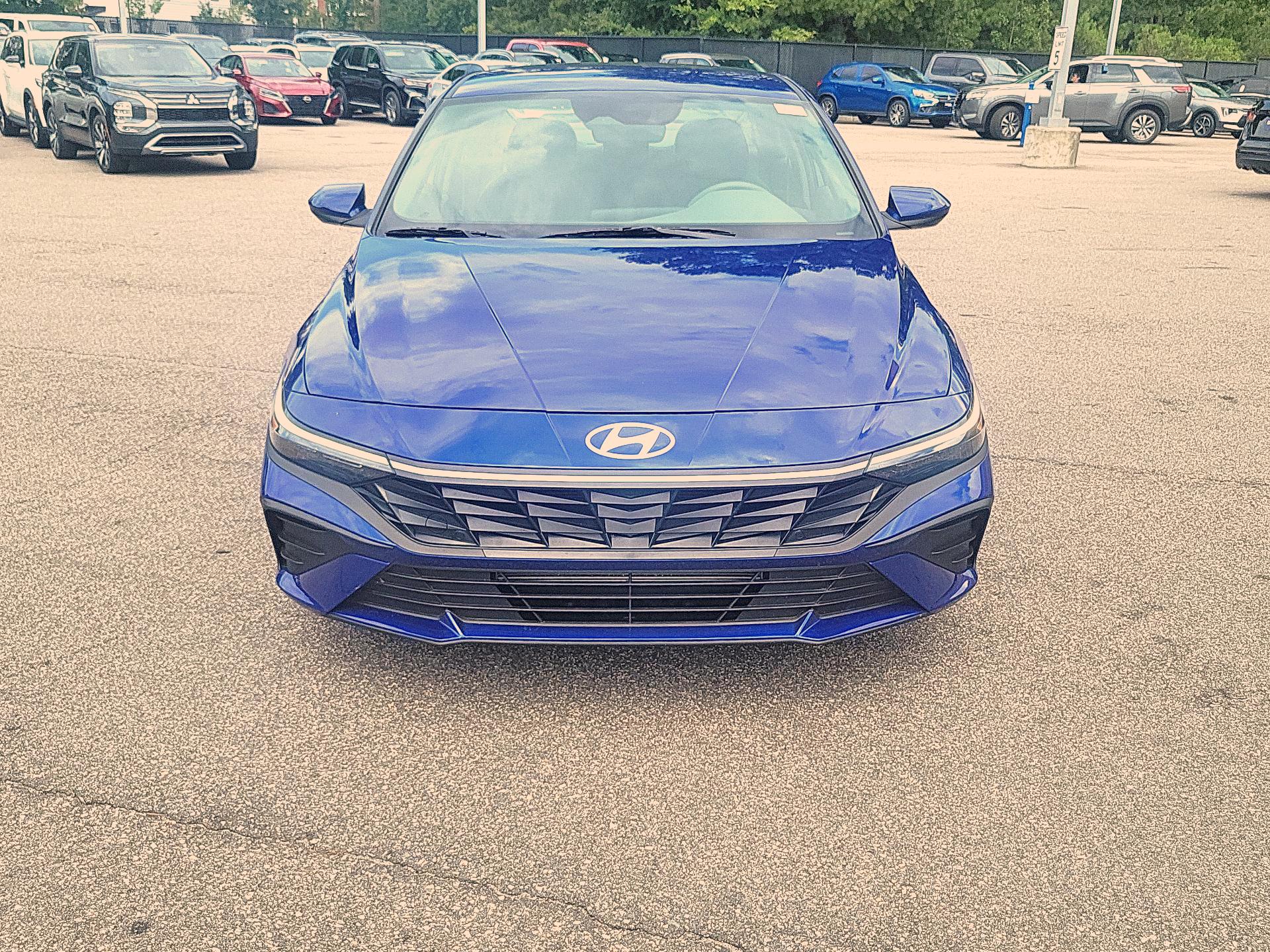 Thumbnail: 2025 Hyundai Elantra - 2