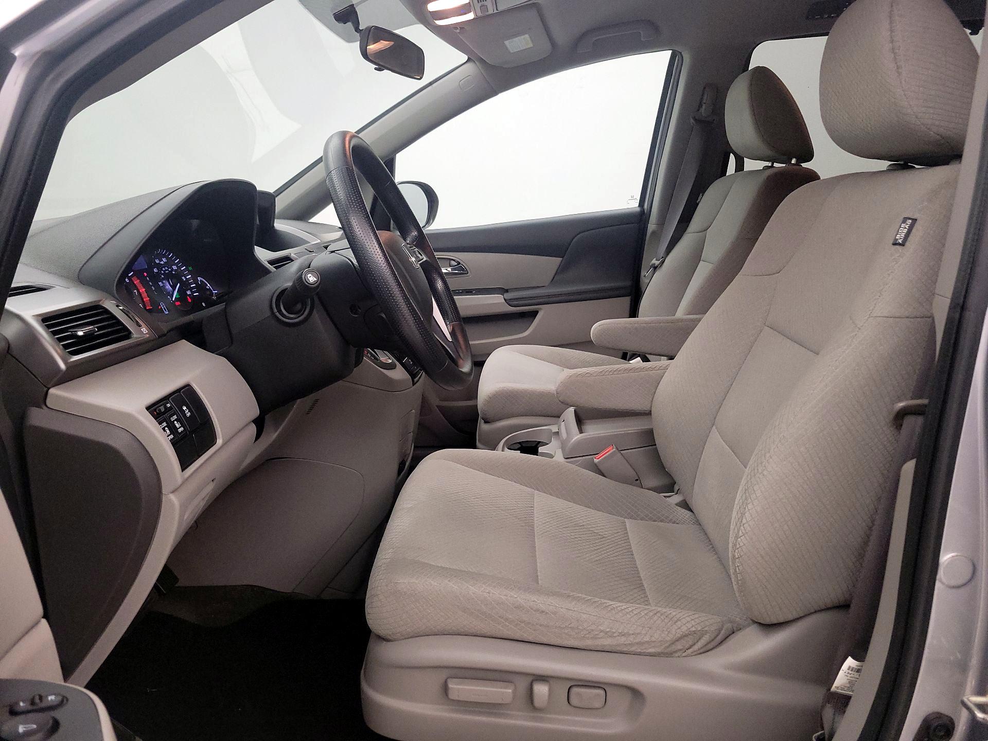 Thumbnail: 2016 Honda Odyssey - 11