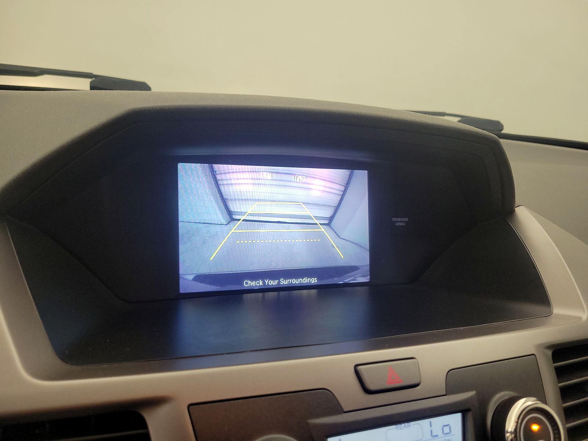 Thumbnail: 2016 Honda Odyssey - 14