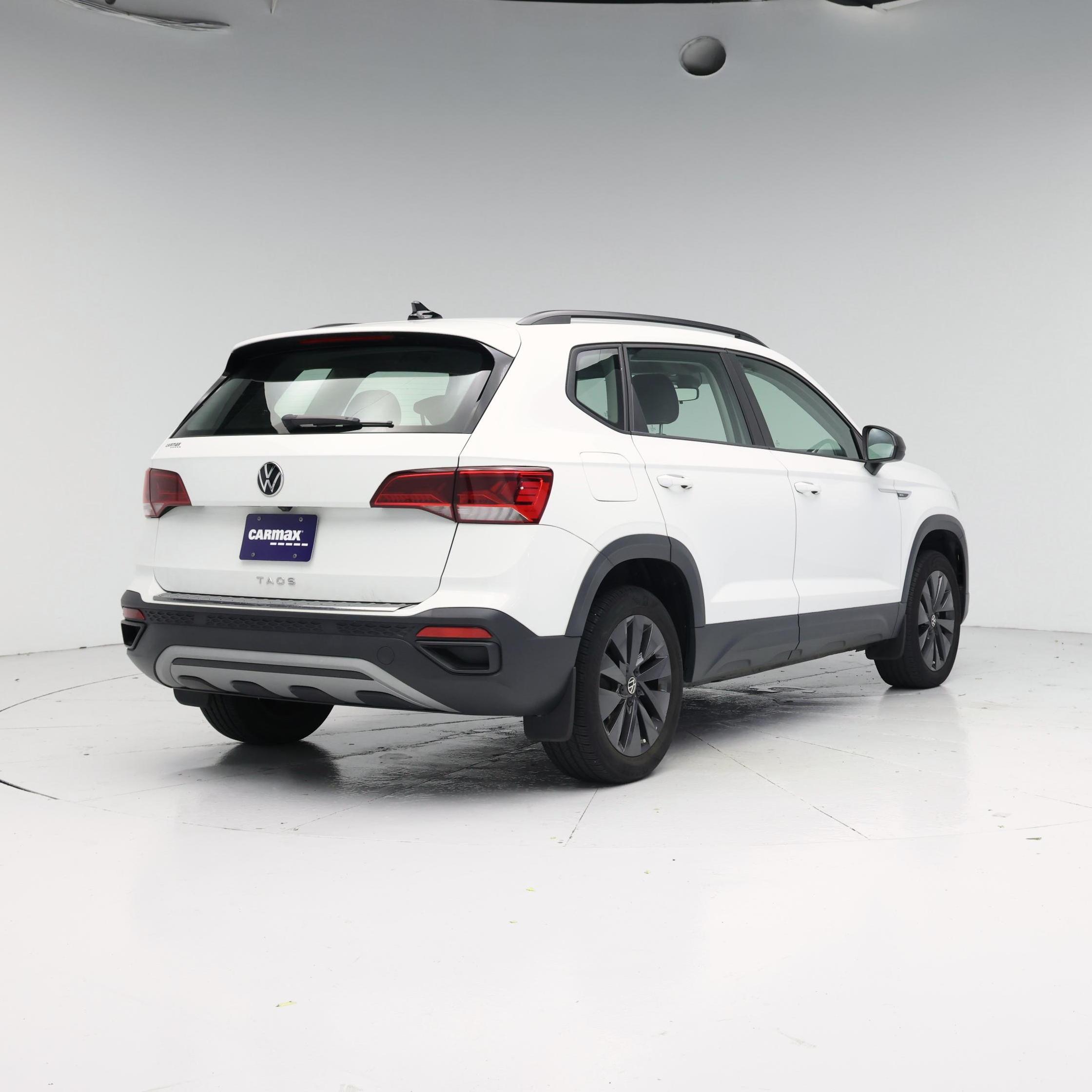 Thumbnail: 2023 Volkswagen Taos - 8