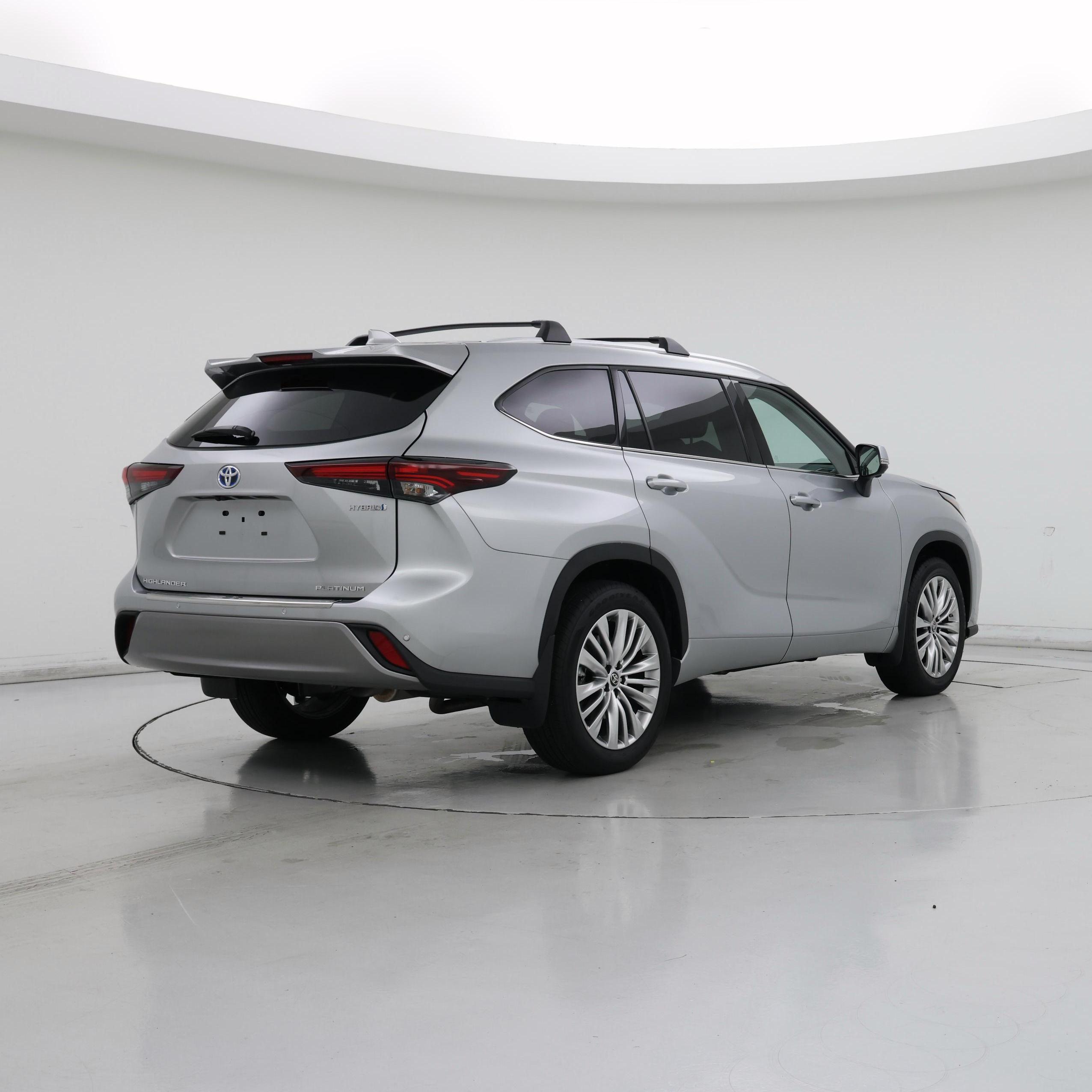 Thumbnail: 2024 Toyota Highlander - 8
