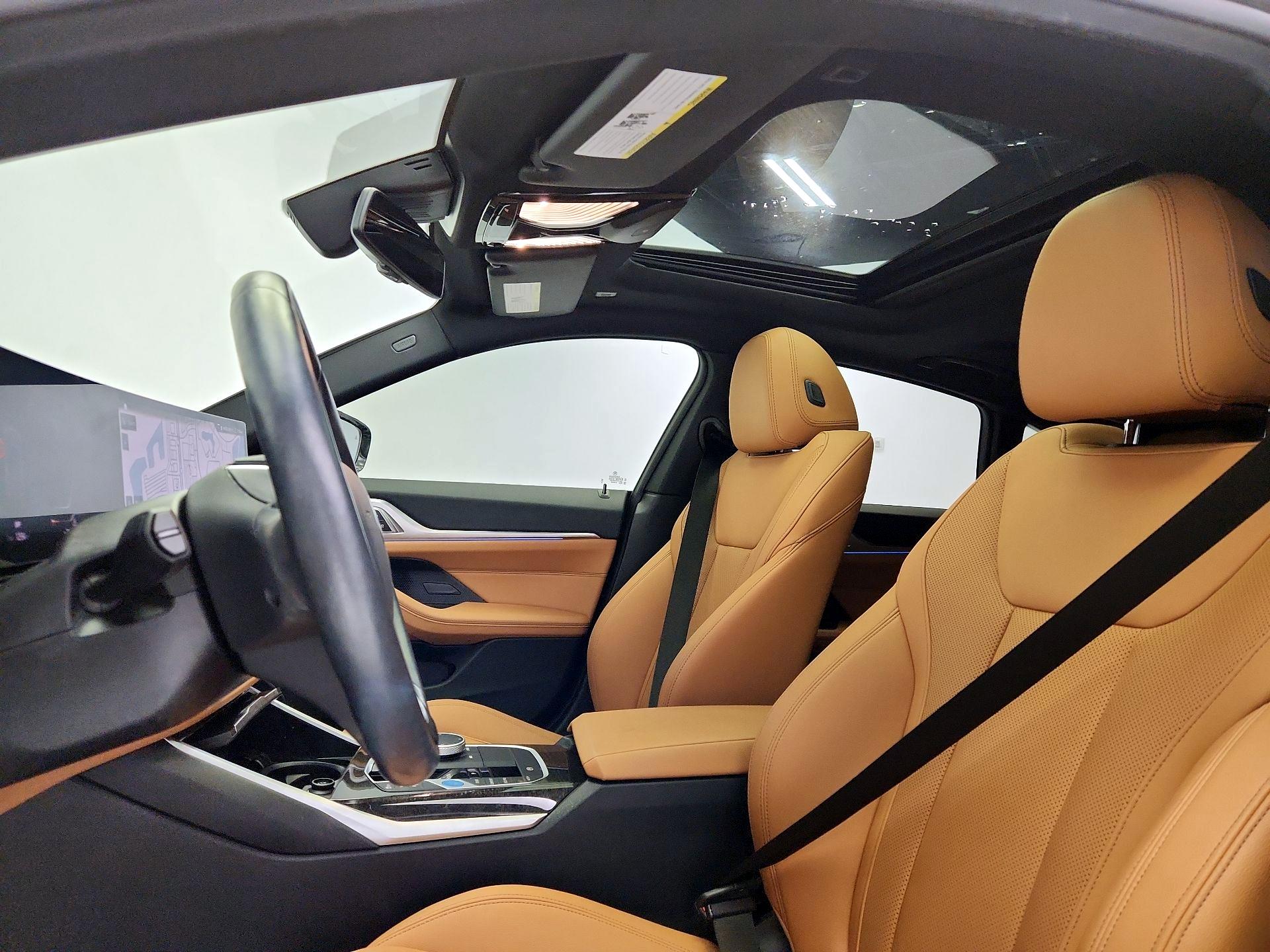 Thumbnail: 2023 BMW i4 - 20