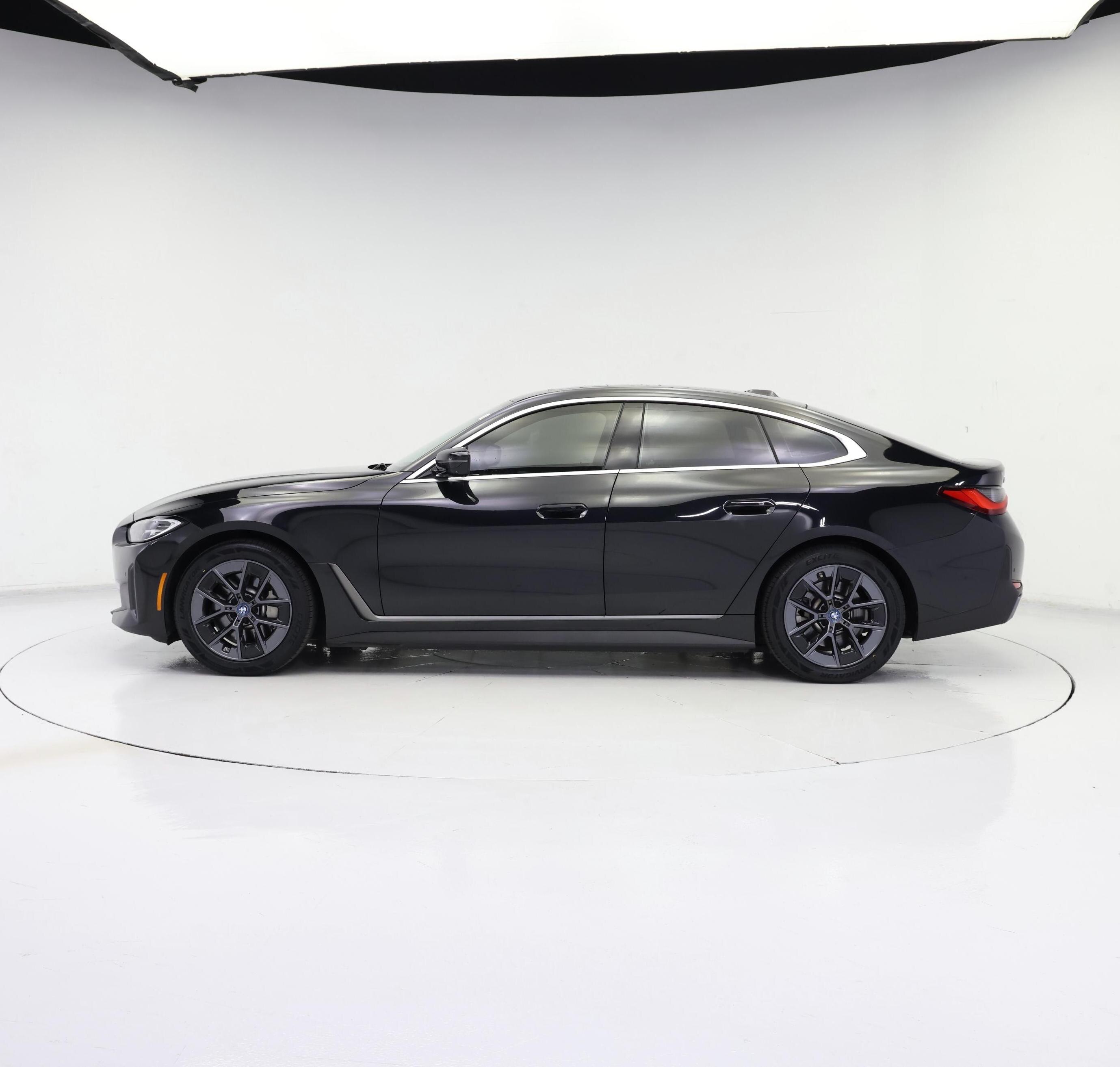 Thumbnail: 2023 BMW i4 - 3